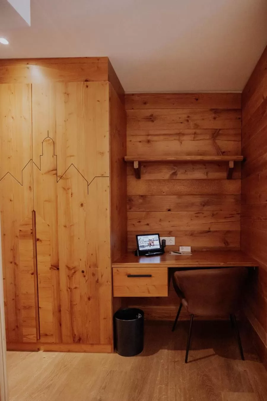 TV and multimedia in Altstadtmittehotel Sonne