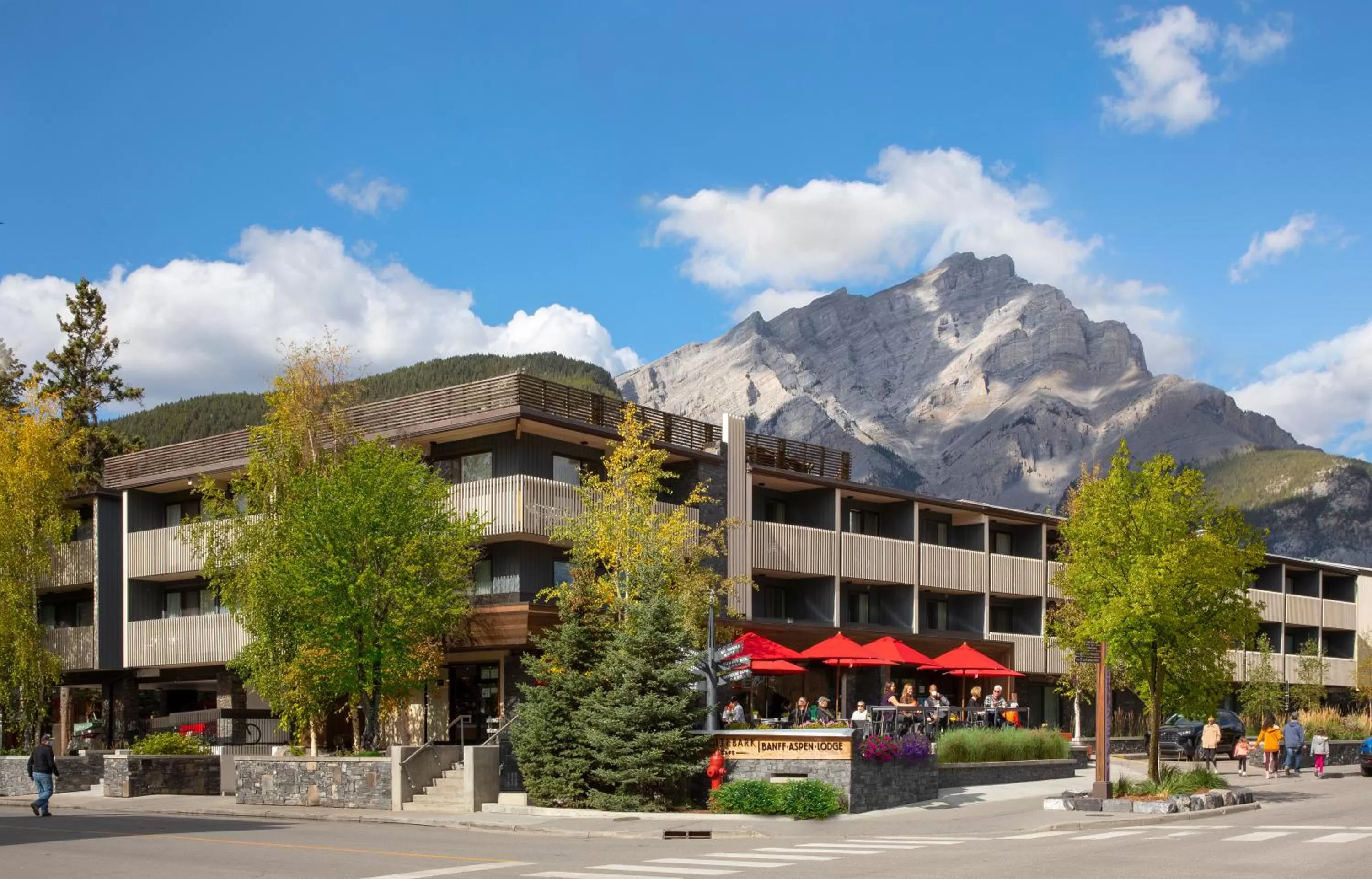 Property building in Banff Aspen Lodge