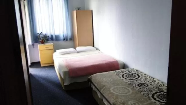 Day, Bed in Sunrise Hotel