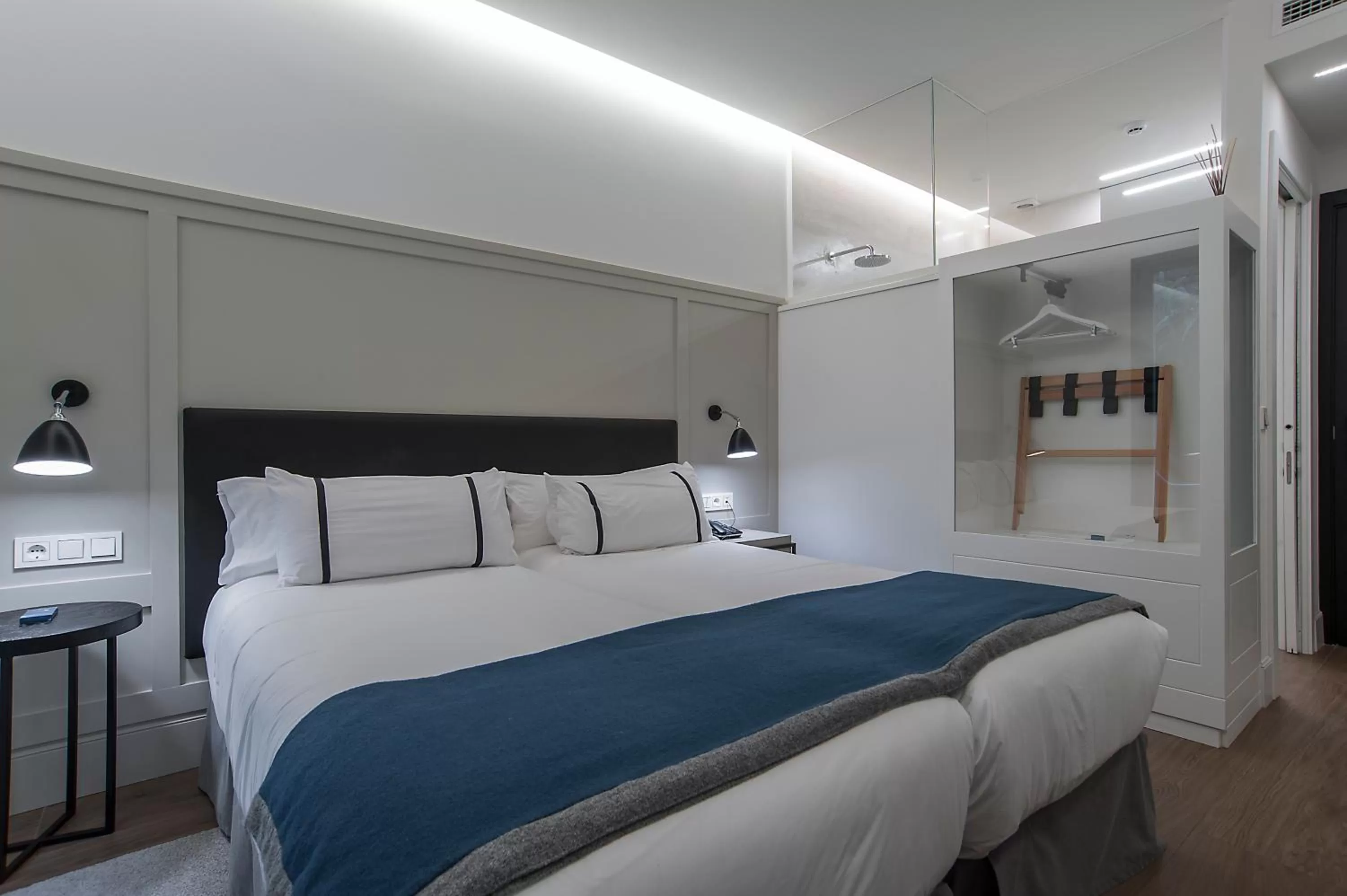 Bed in Hotel SANSEbay