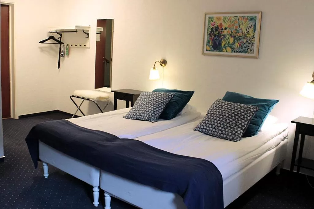 Bed in Rasta Lilla Edet