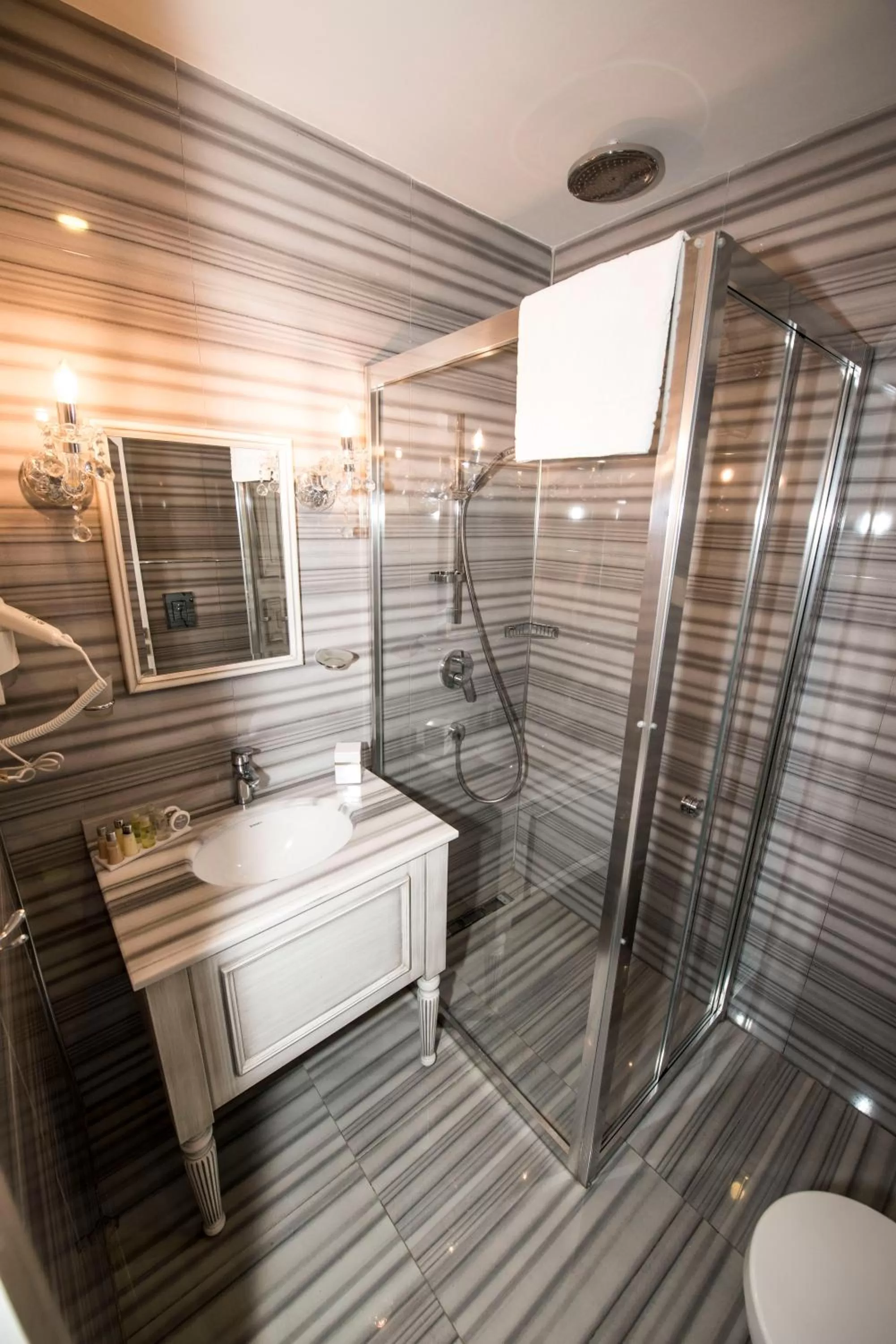 Bathroom in Manesol Old City Bosphorus