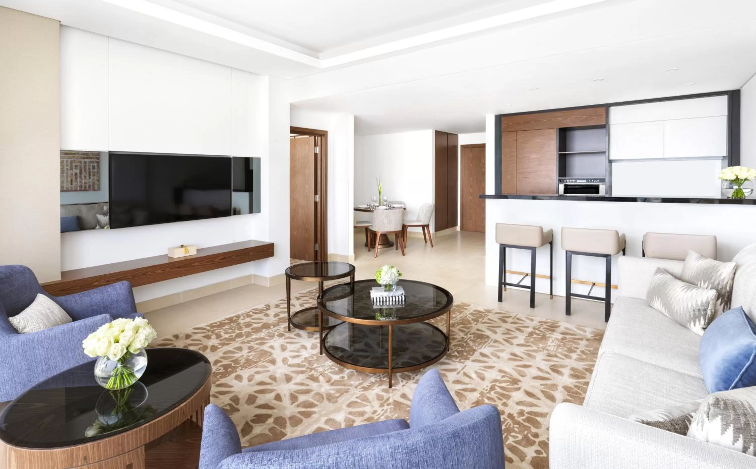 TV and multimedia in Sofitel Dubai The Obelisk