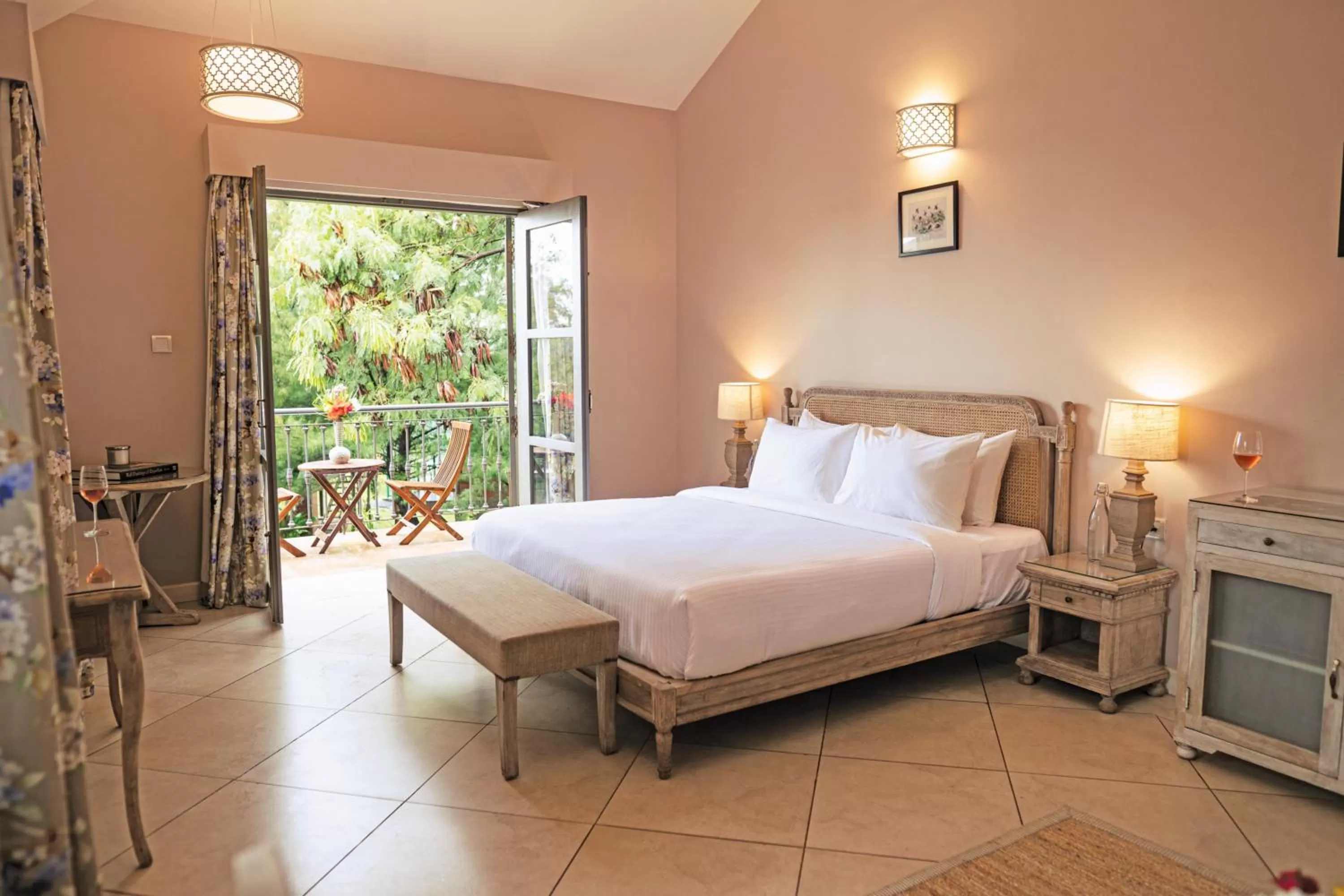 Bedroom, Bed in The Source At Sula