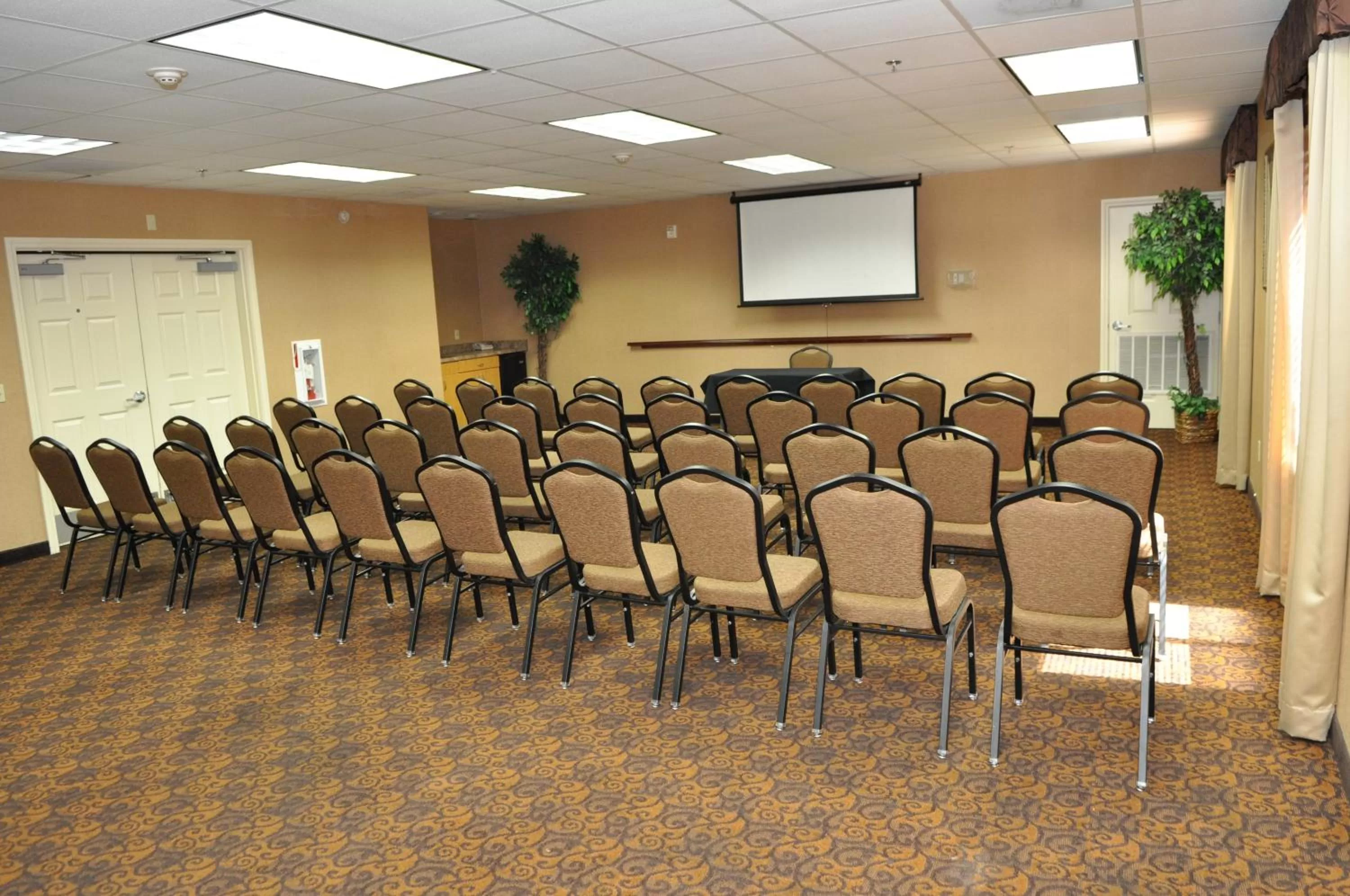 Meeting/conference room in Holiday Inn Express Las Vegas-Nellis by IHG
