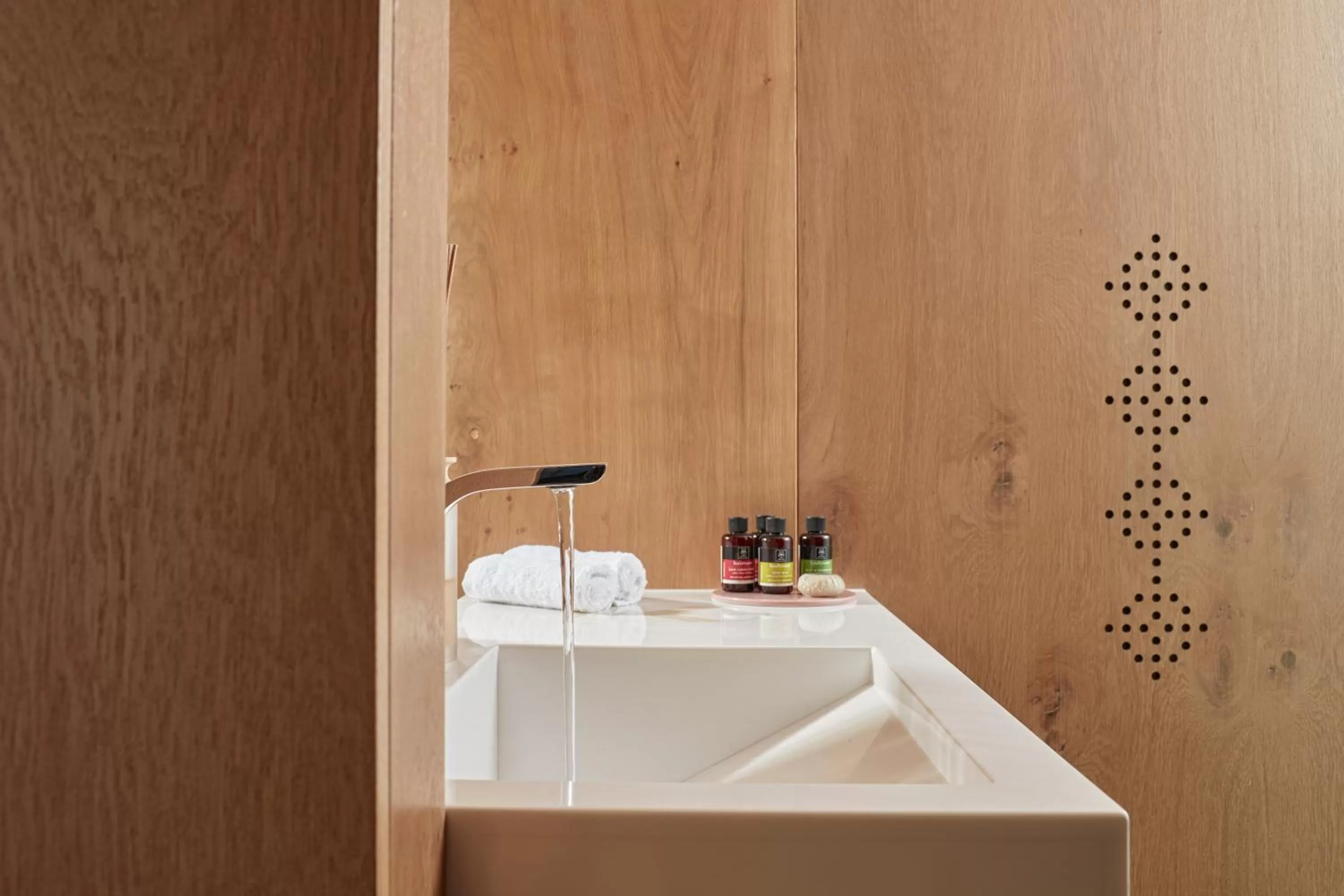 Bathroom in Domus Renier Boutique Hotel