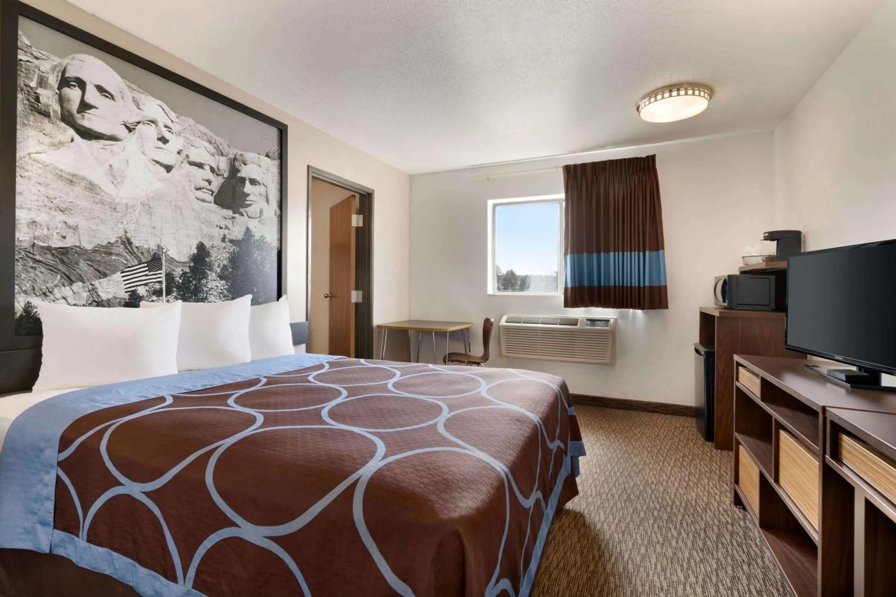 One-Bedroom Suite - Non-Smoking in Super 8 by Wyndham Custer/Crazy Horse Area