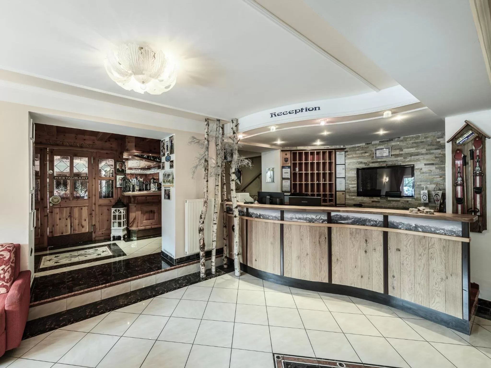 Lobby or reception in Hotel Victoria