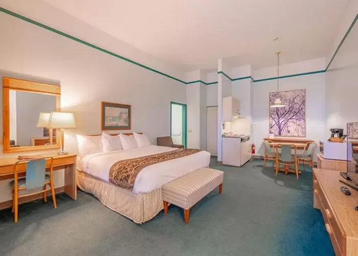Pet Friendly Room with One Queen Bed & Kitchenette in The Cedars Inn Hotel & Convention Centre Pet Friendly Room with One Queen Bed & Kitchenette in The Cedars Inn Hotel & Convention Centre