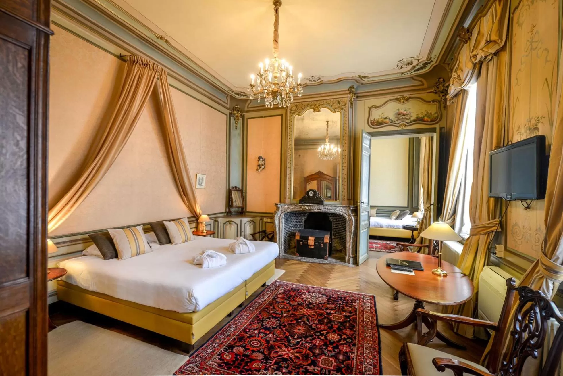 Bedroom, Bed in Hotel Jan Brito