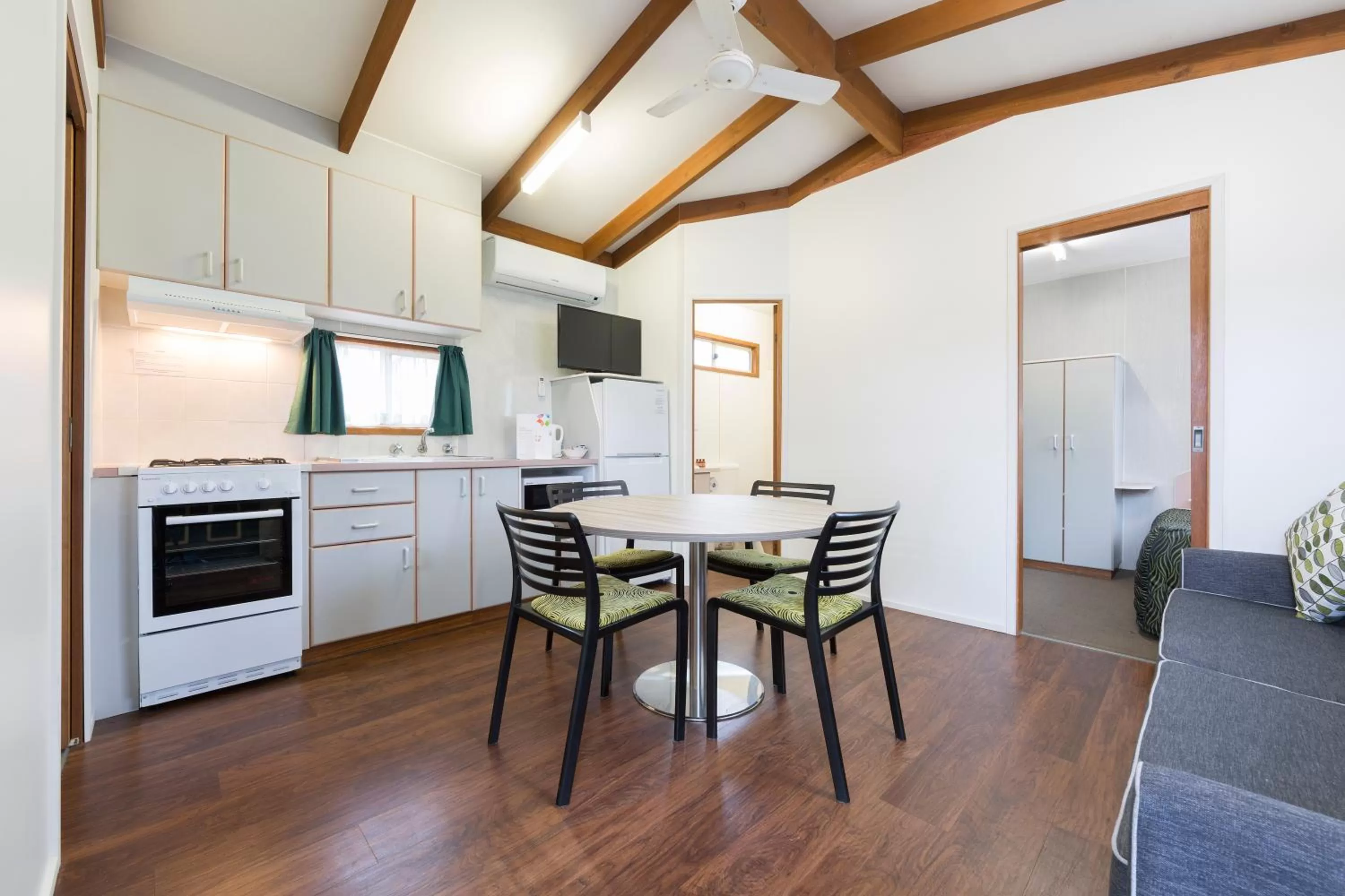 Living room in Alivio Tourist Park Canberra