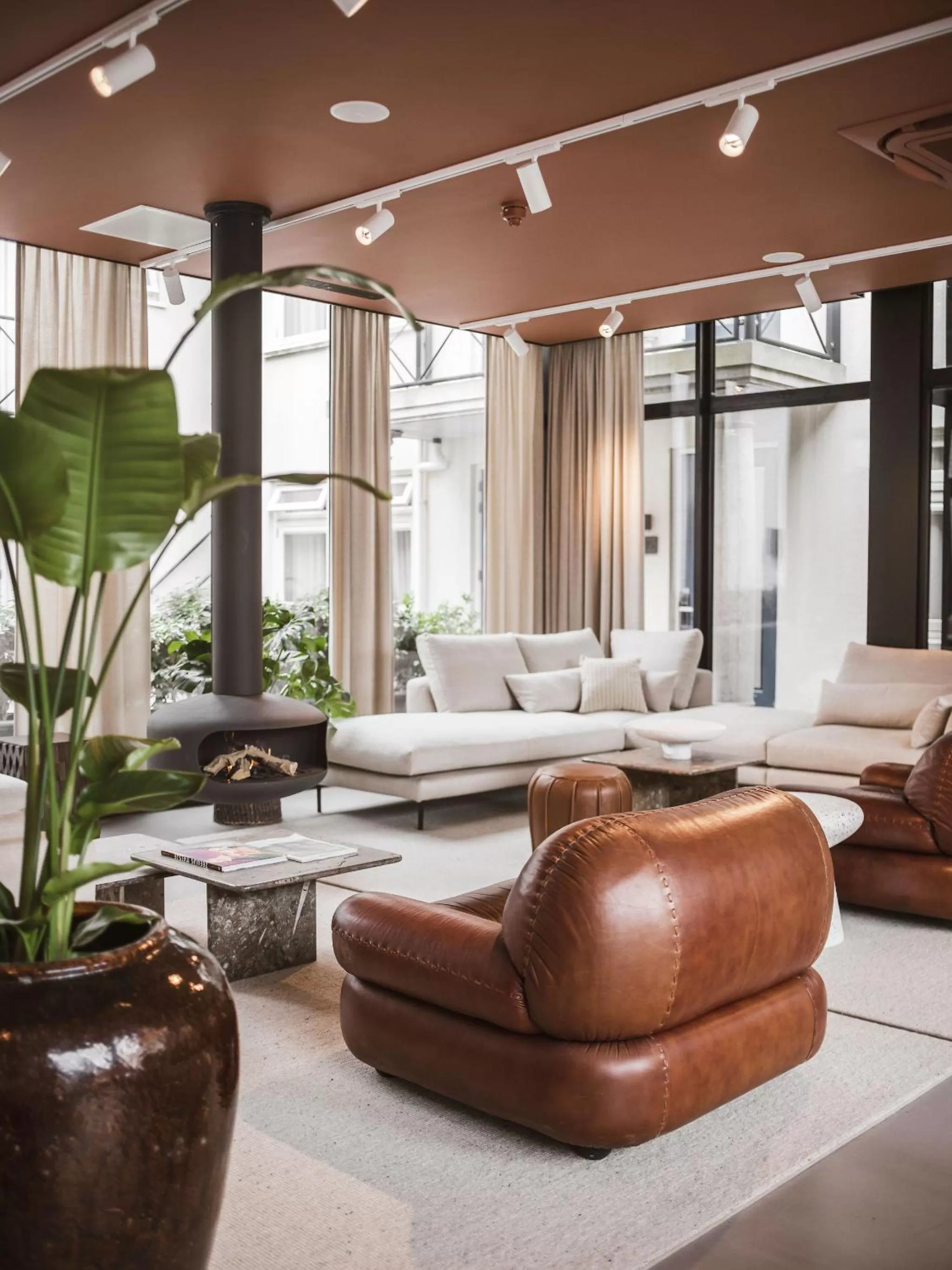 Lounge or bar, Bed in Strandhotel Domburg