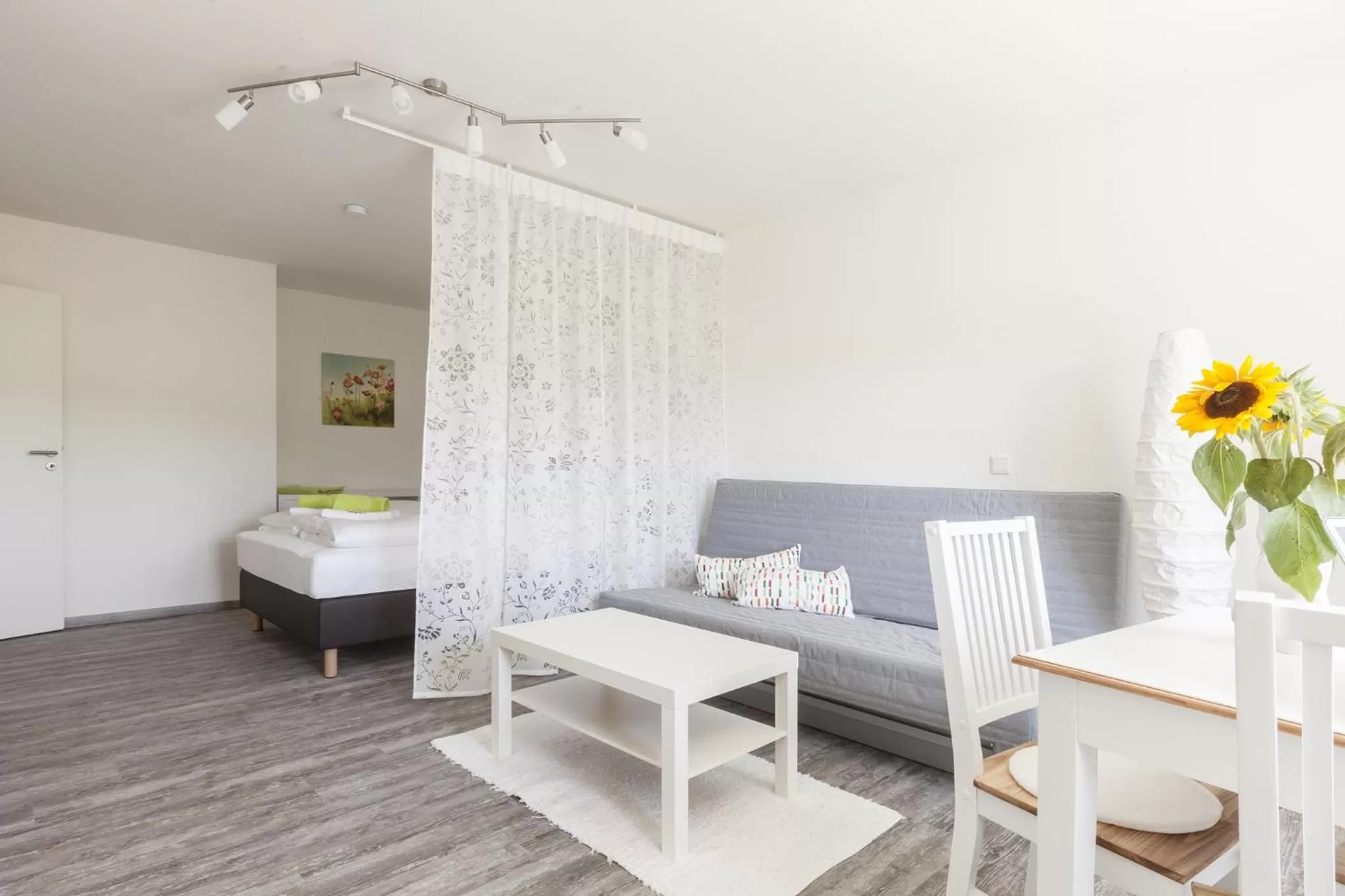 Photo of the whole room, Bed in mein kleinHOTEL