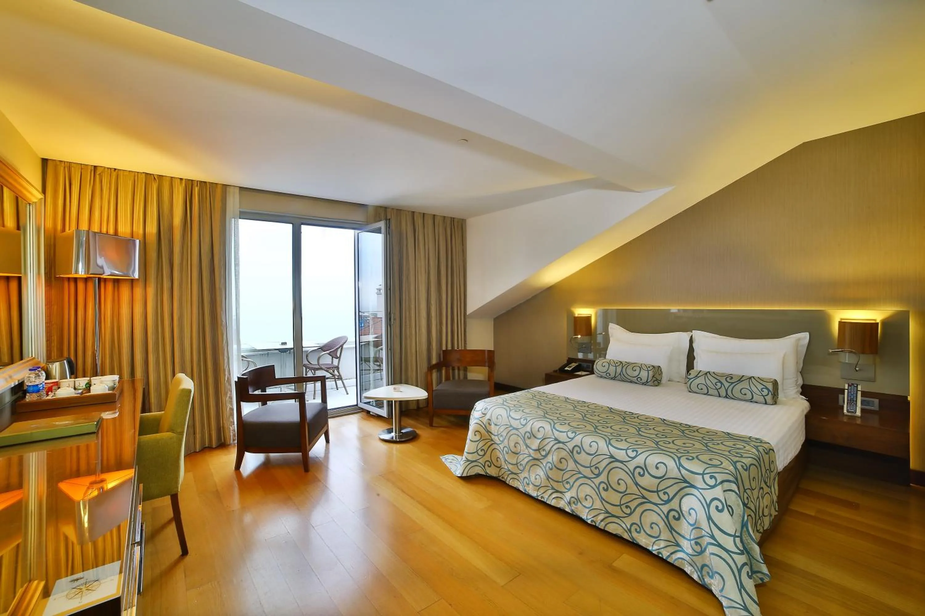 Photo of the whole room, Bed in Innova Sultanahmet Istanbul