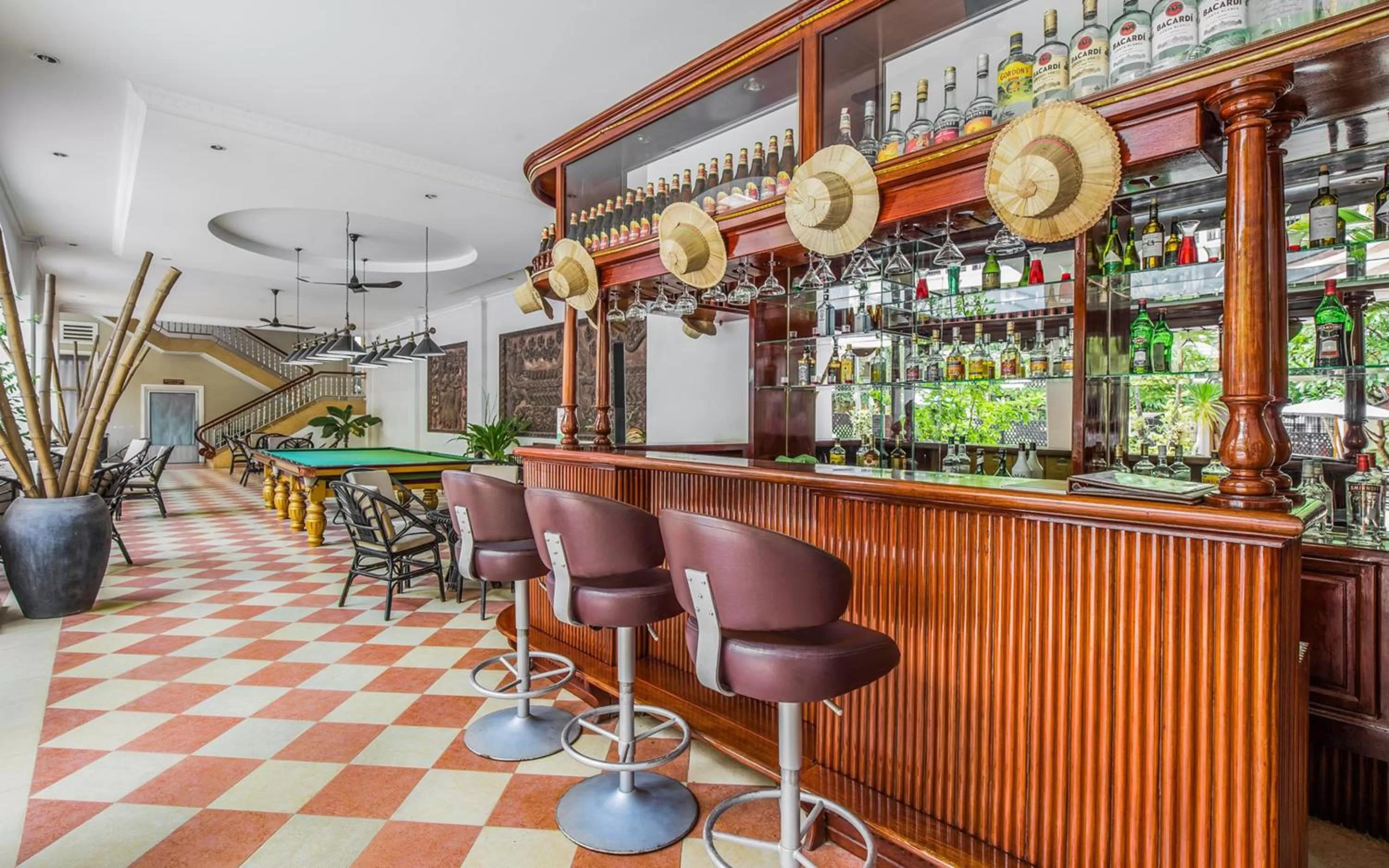 Restaurant/places to eat in Angkor Holiday Hotel