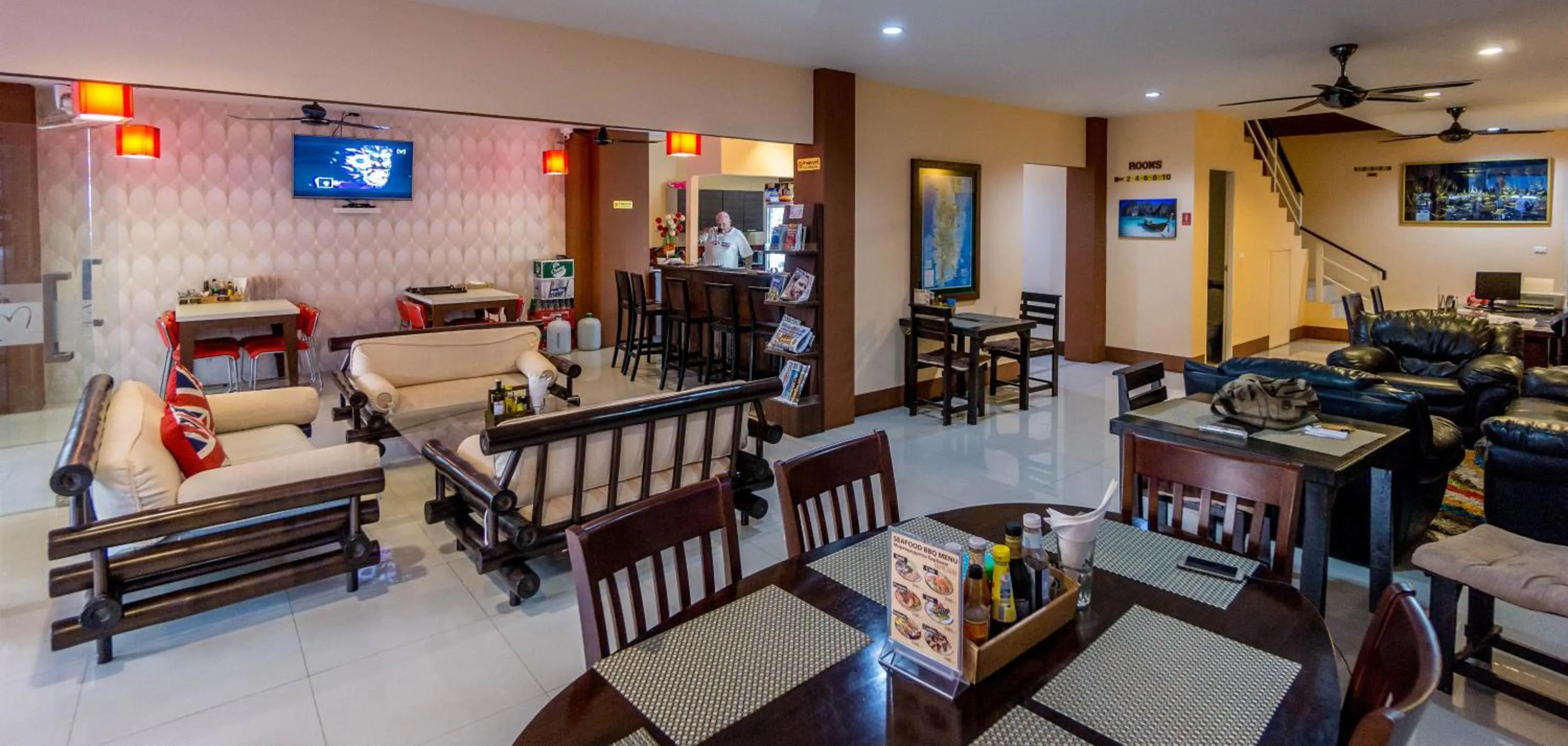 Dining area in Mellow Space Boutique Rooms