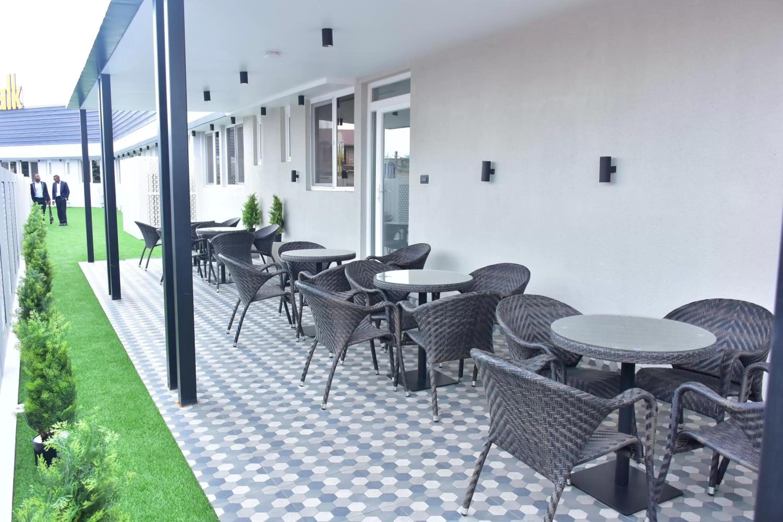 Restaurant/places to eat in Hotel Stella