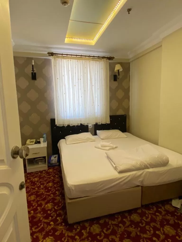 Photo of the whole room, Bed in Sakran Hotel