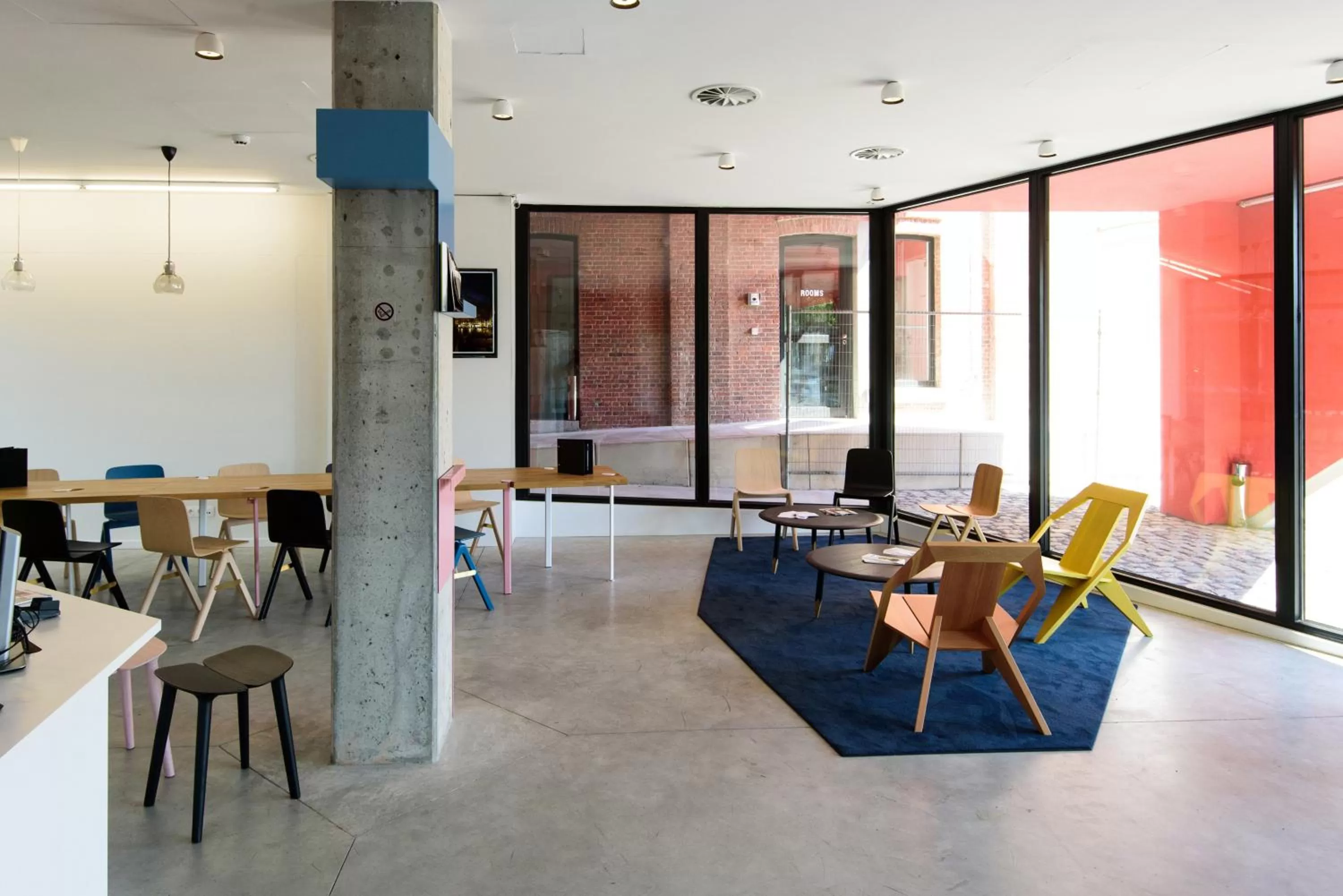 Seating area in Hôtel Belvue