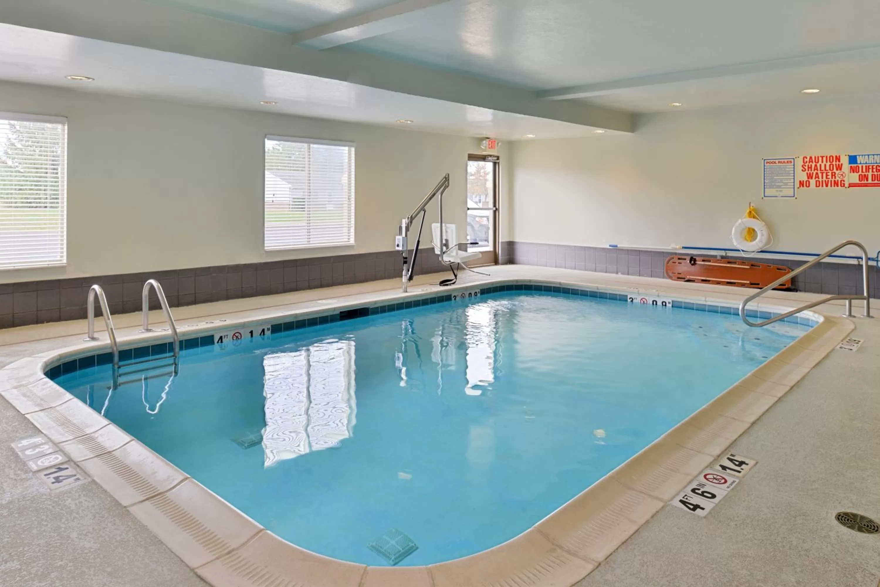 Swimming pool in Holiday Inn Express Hotel & Suites Greenville by IHG