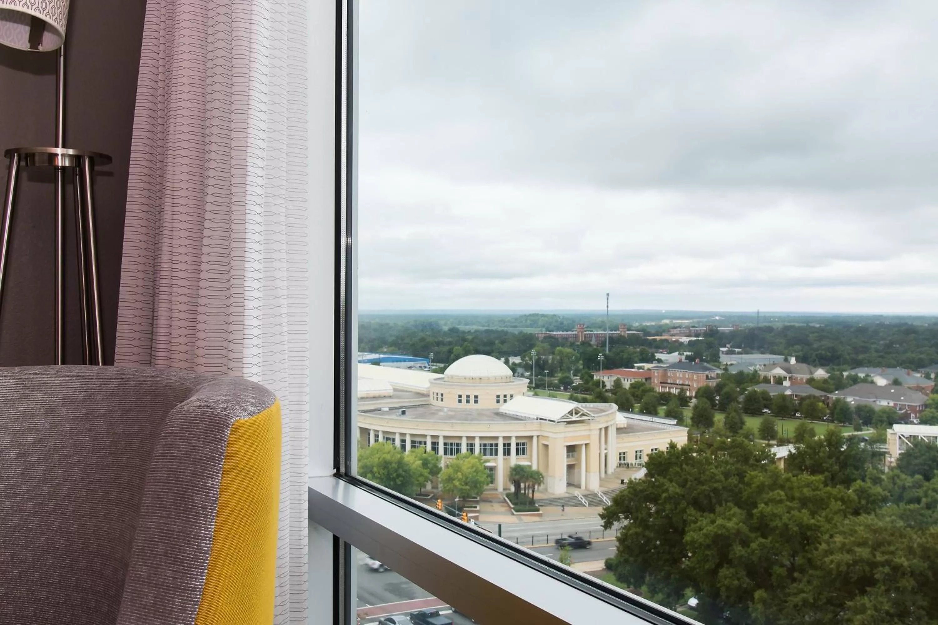 One-Bedroom King Suite in Courtyard Columbia Downtown at USC