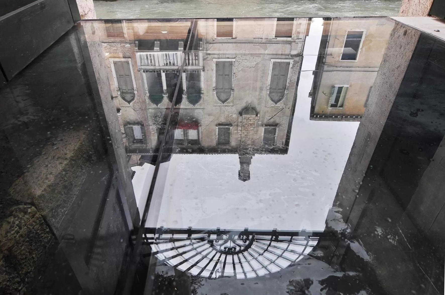 Property building in Al Mascaron Ridente