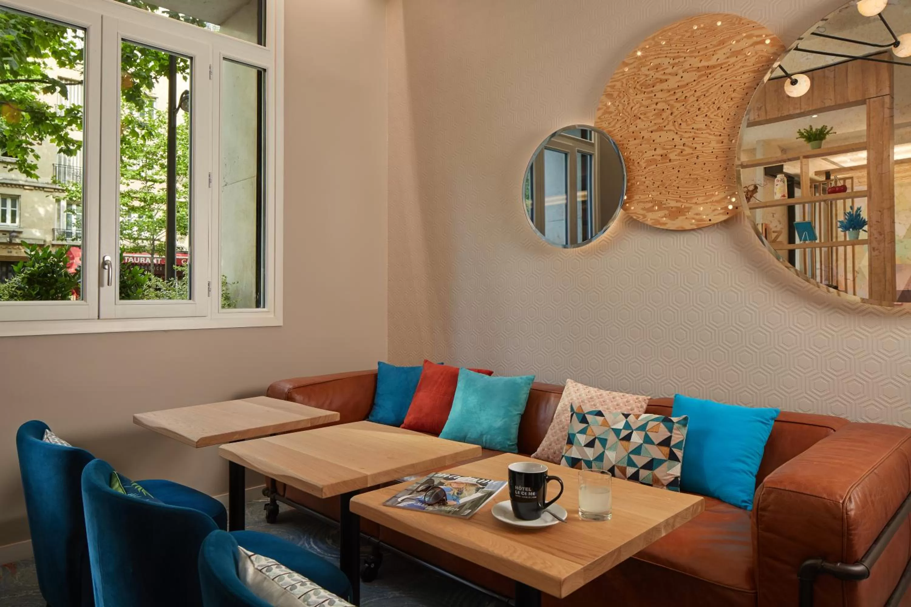 Living room in Hotel Locomo - Gare de Lyon Bastille