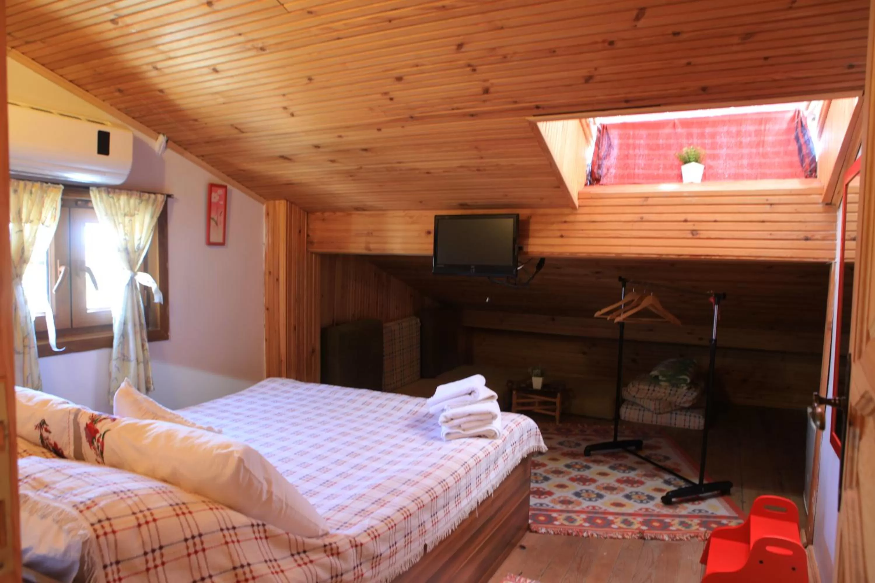 Day, Bed in Tom Square Boutique Hotel