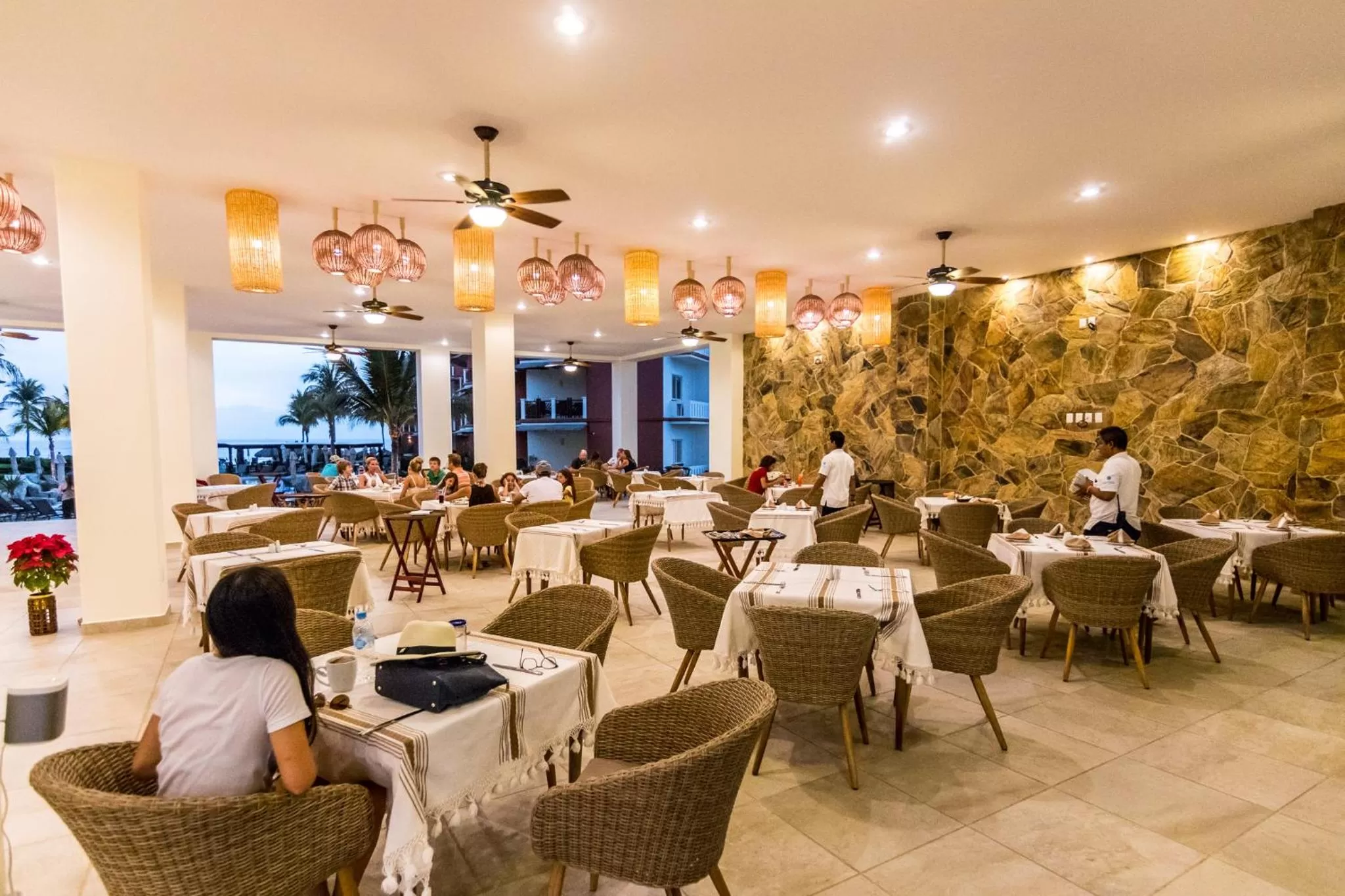 Restaurant/places to eat in Vivo Resorts