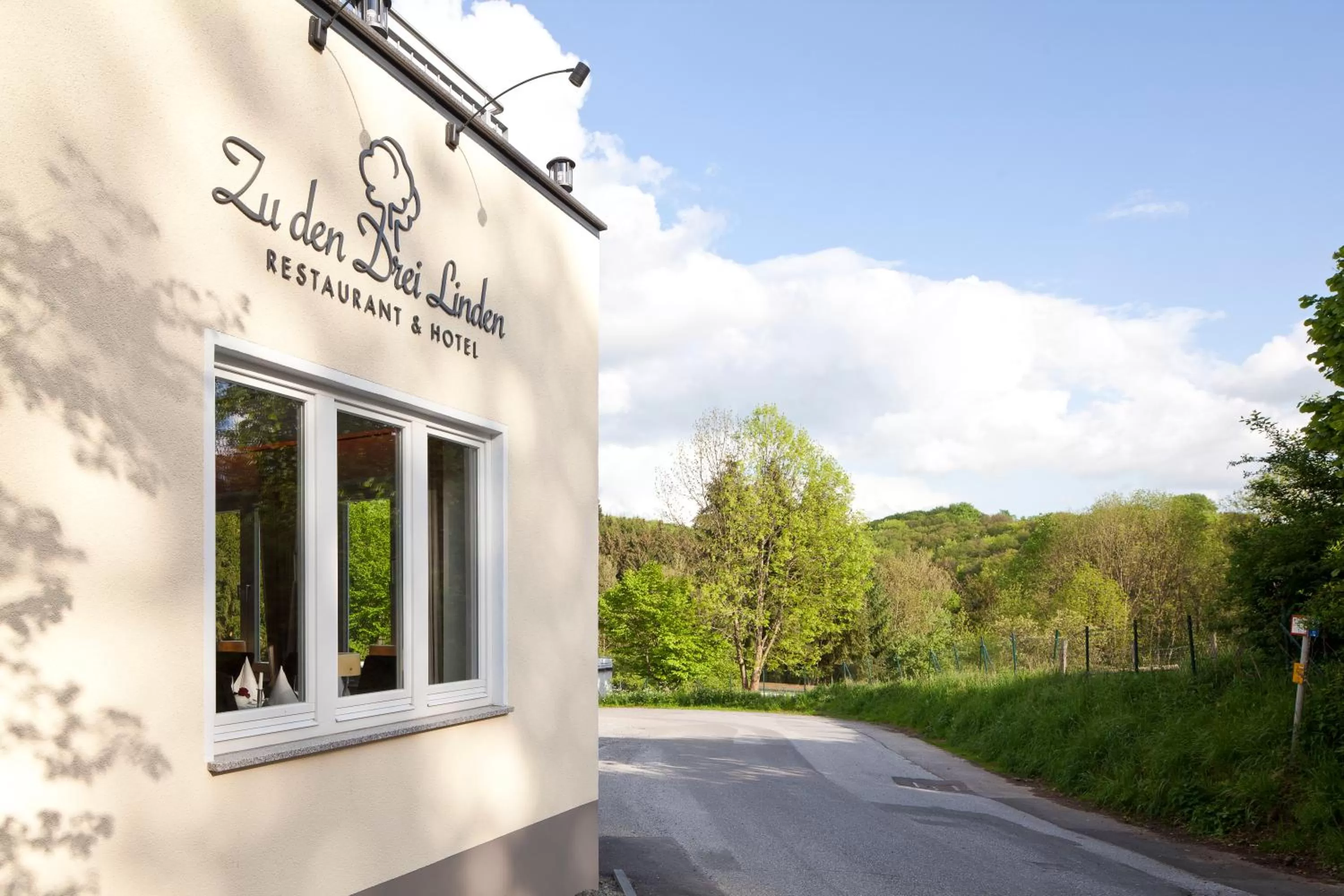 Facade/entrance in Zu den Drei Linden