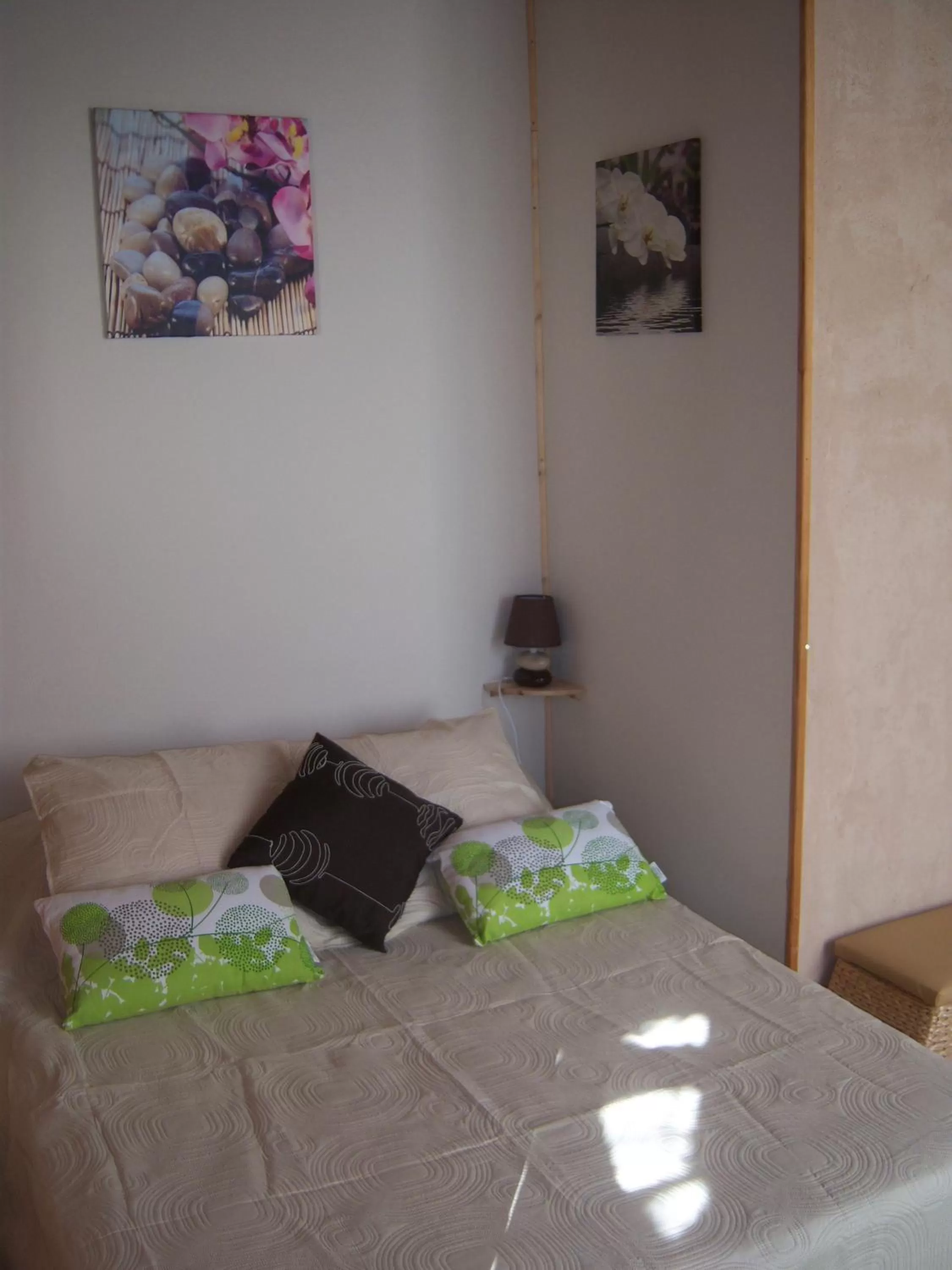 Bed in Hotel Edelweiss