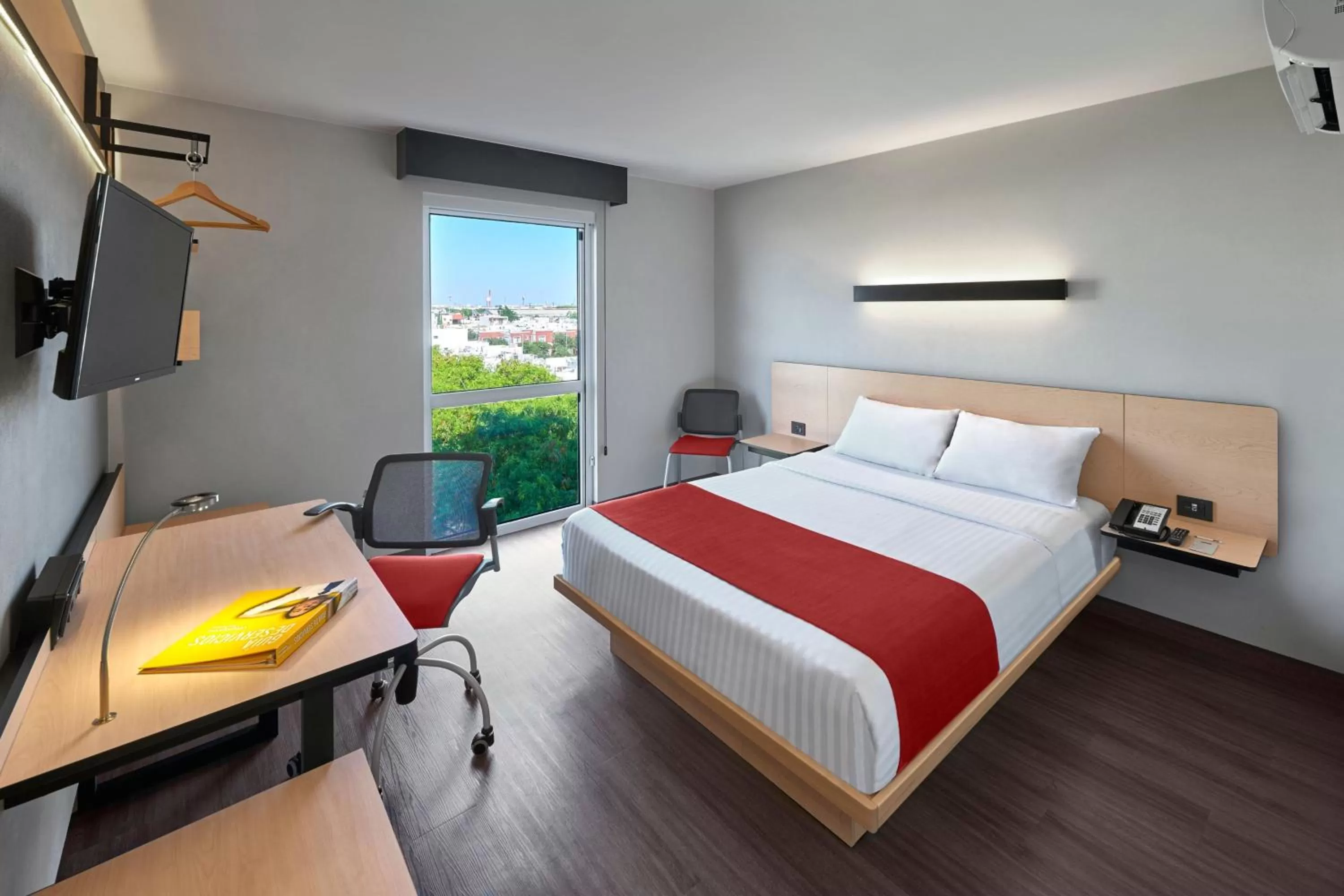 Bedroom, Bed in City Express by Marriott Monterrey Lindavista