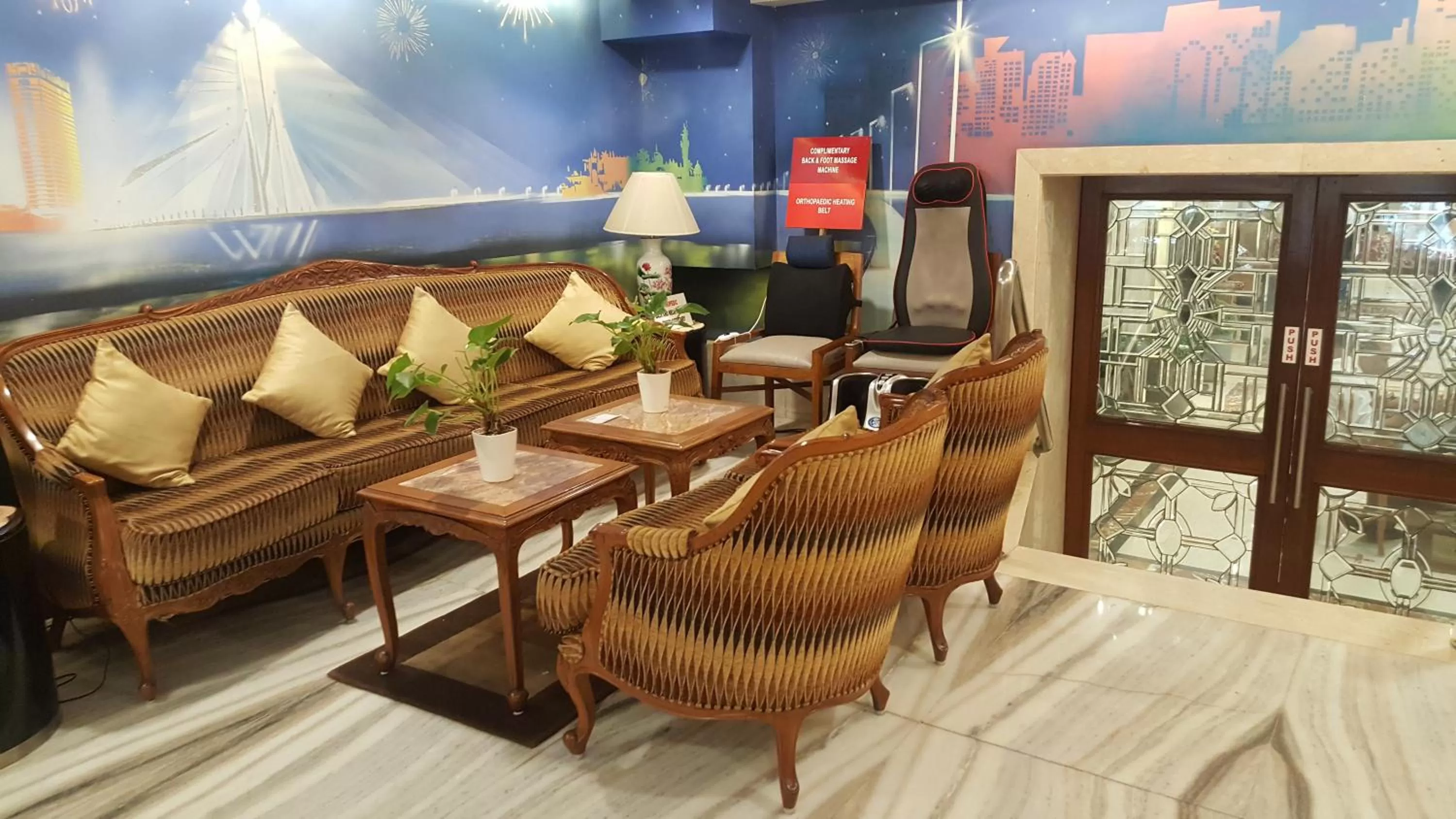 Area and facilities in Residency Hotel Fort