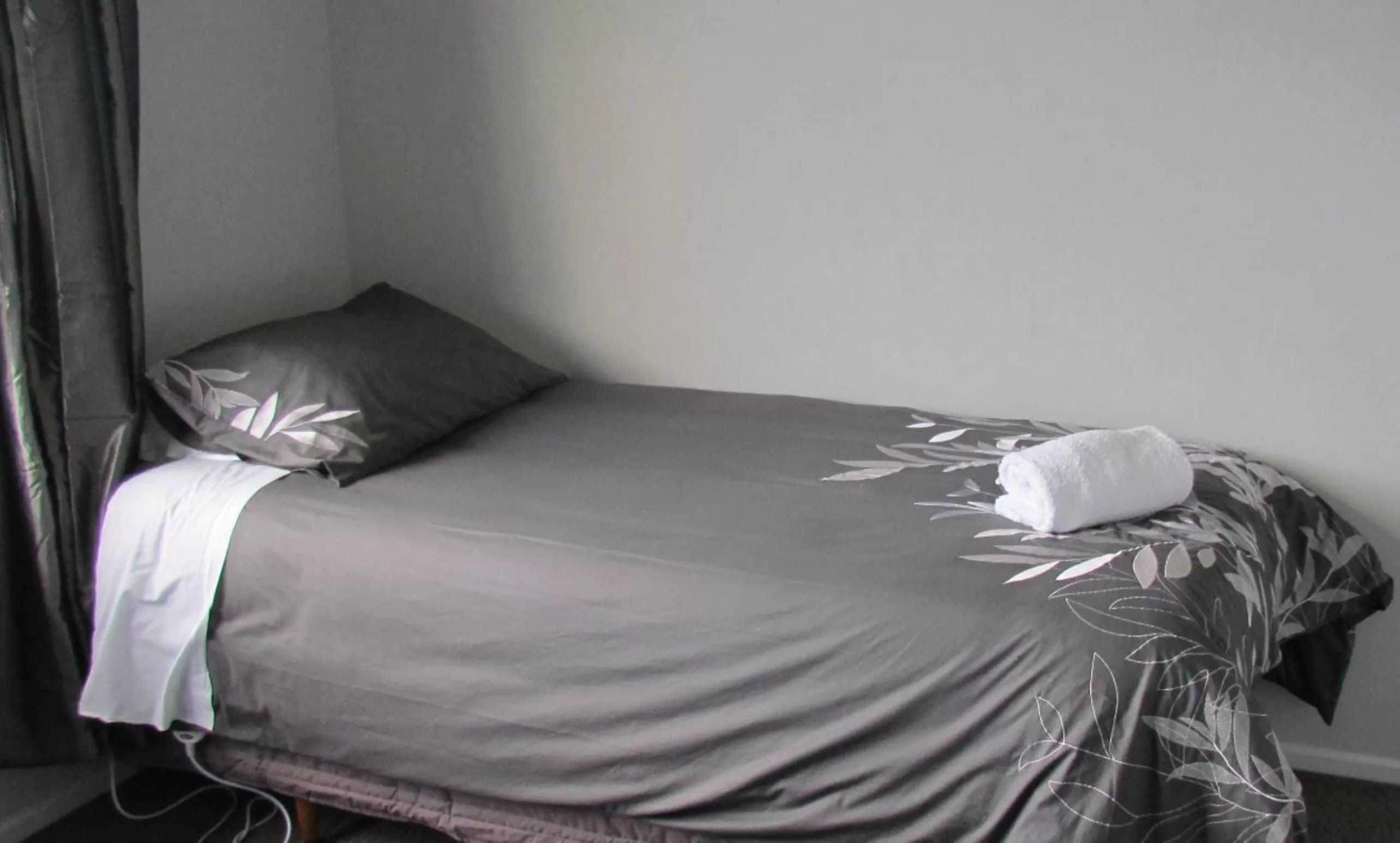 Bed in Birchwood Cottages