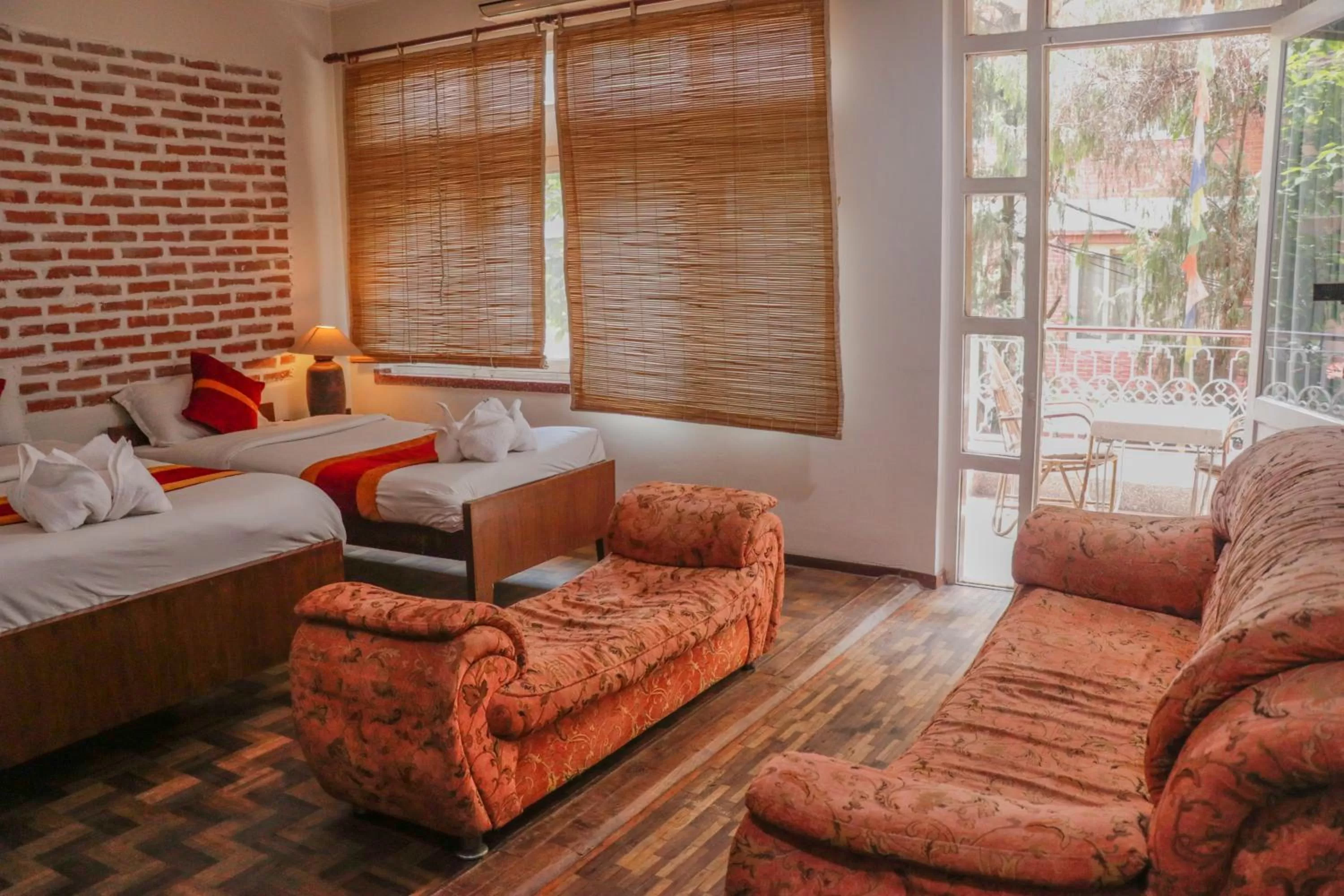 Bed in Hotel ThorongLa Thamel