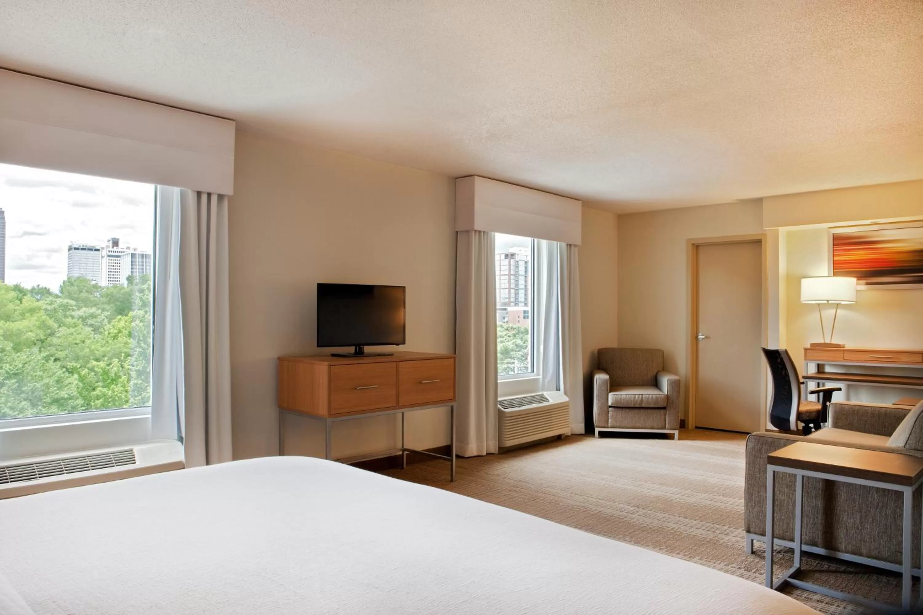 Bed in Holiday Inn Little Rock-Presidential-Downtown by IHG