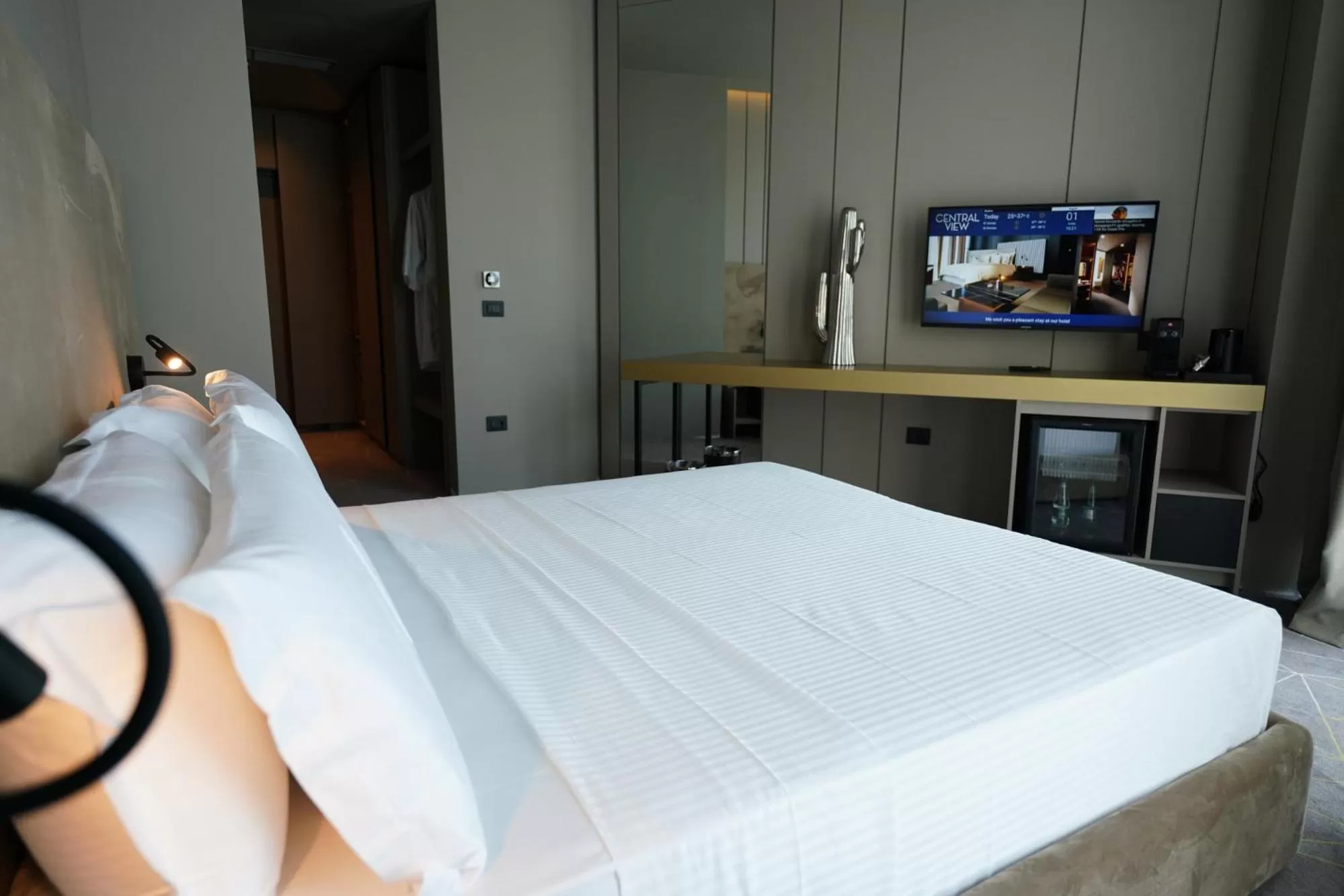 Bed in The Central View Boutique Hotel