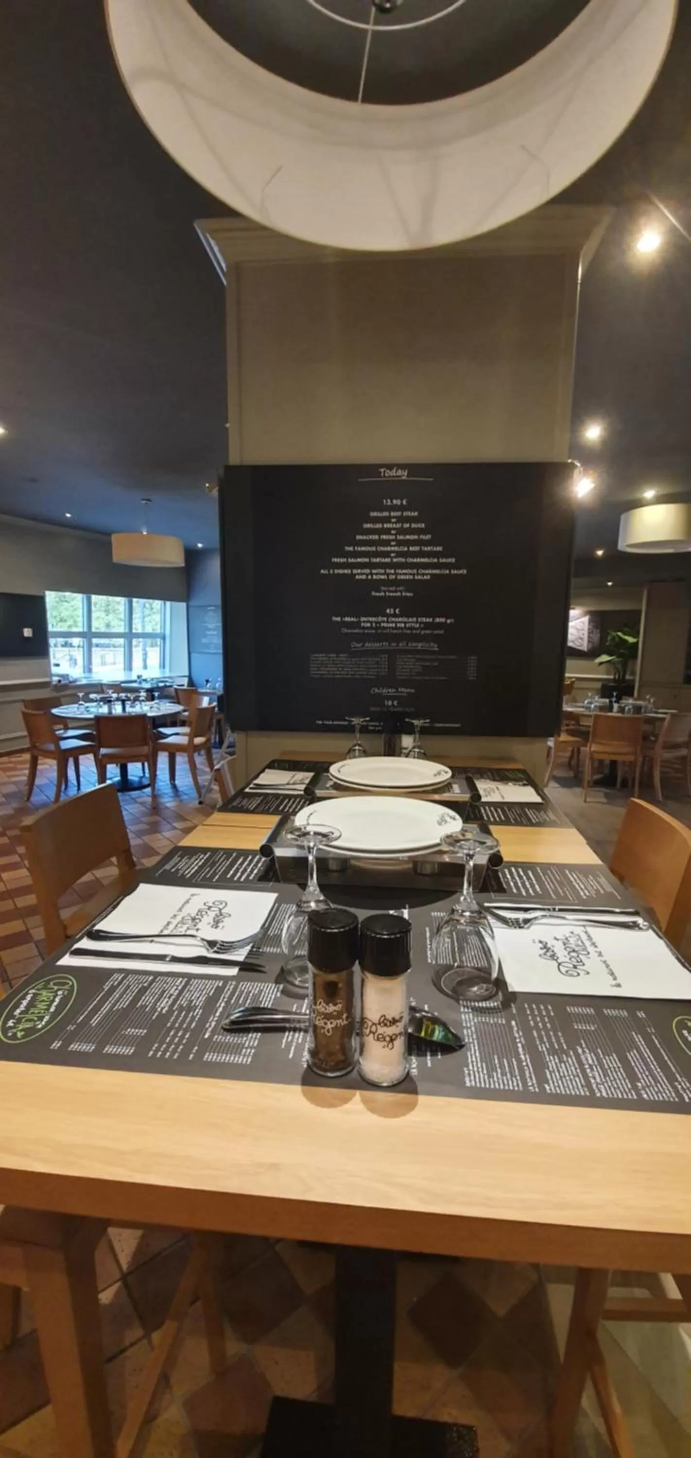 Restaurant/places to eat in ibis Besançon Centre la City