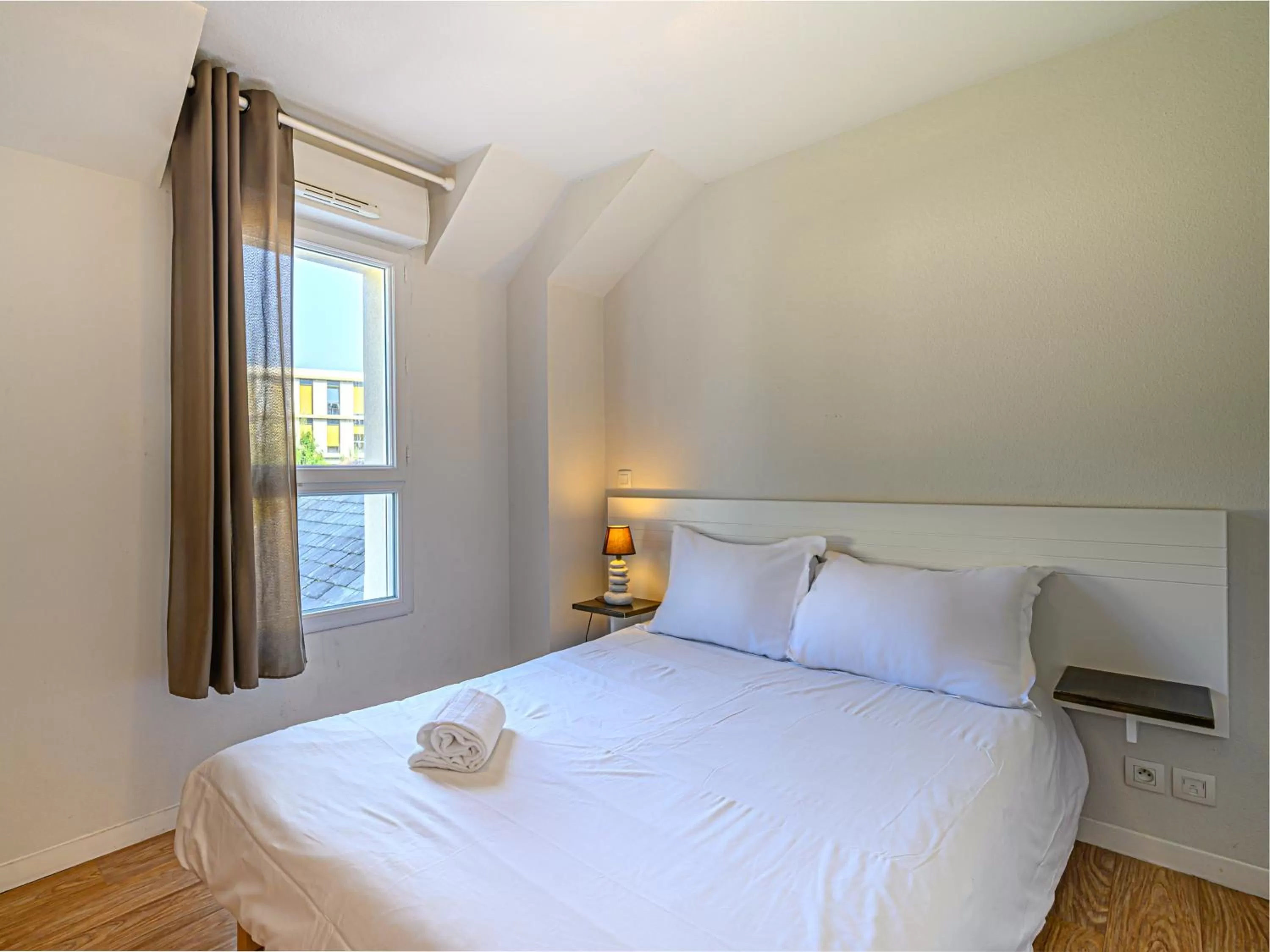 Bedroom, Bed in Vacancéole - Ker Goh Lenn - Vannes / Morbihan