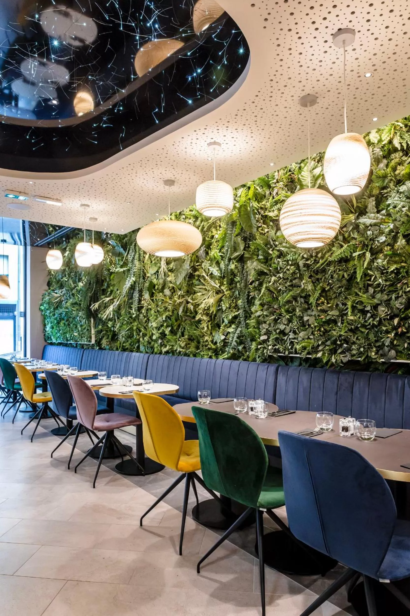 Restaurant/places to eat in voco Strasbourg Centre - The Garden by IHG