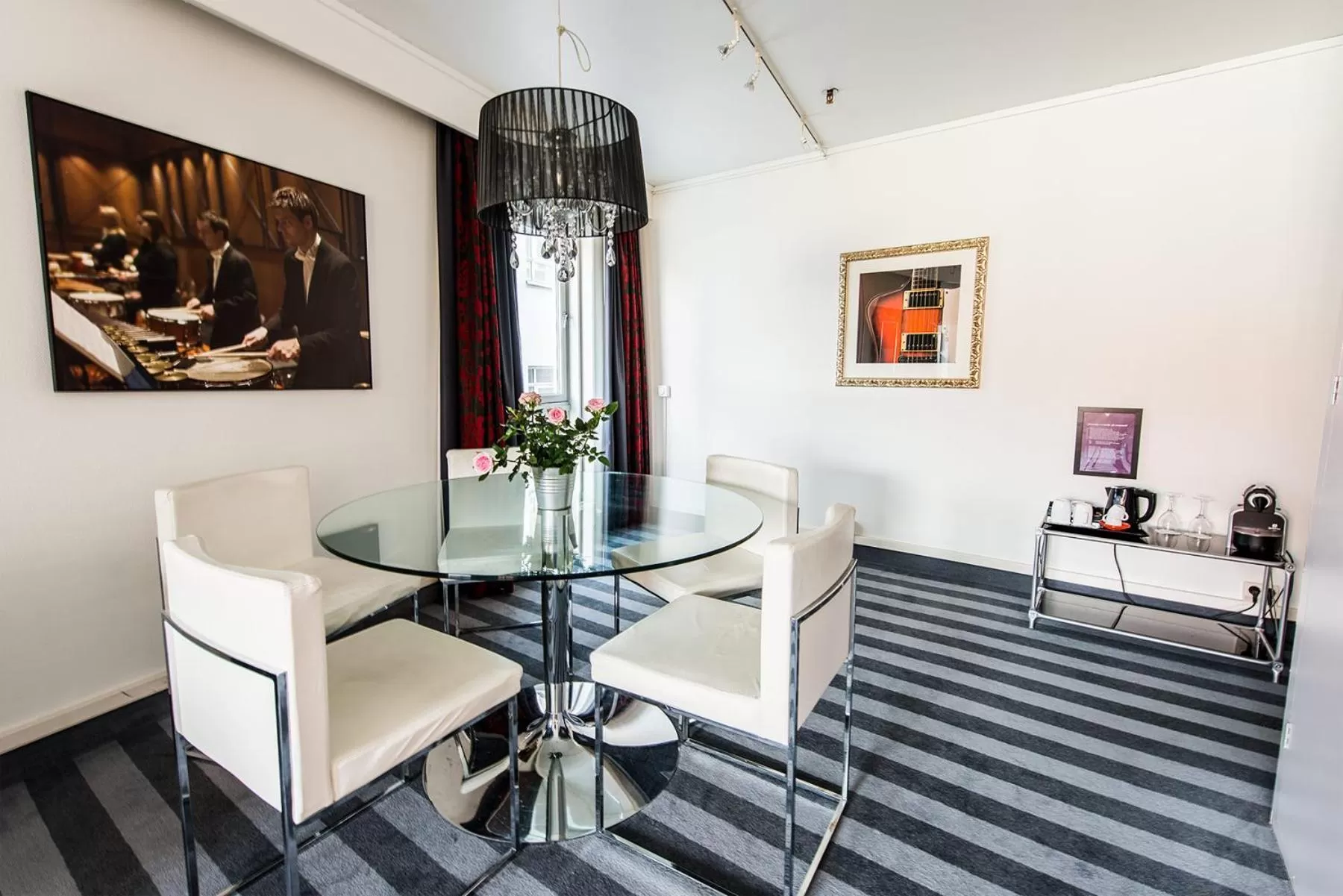 Living room in Home Hotel Grand Olav