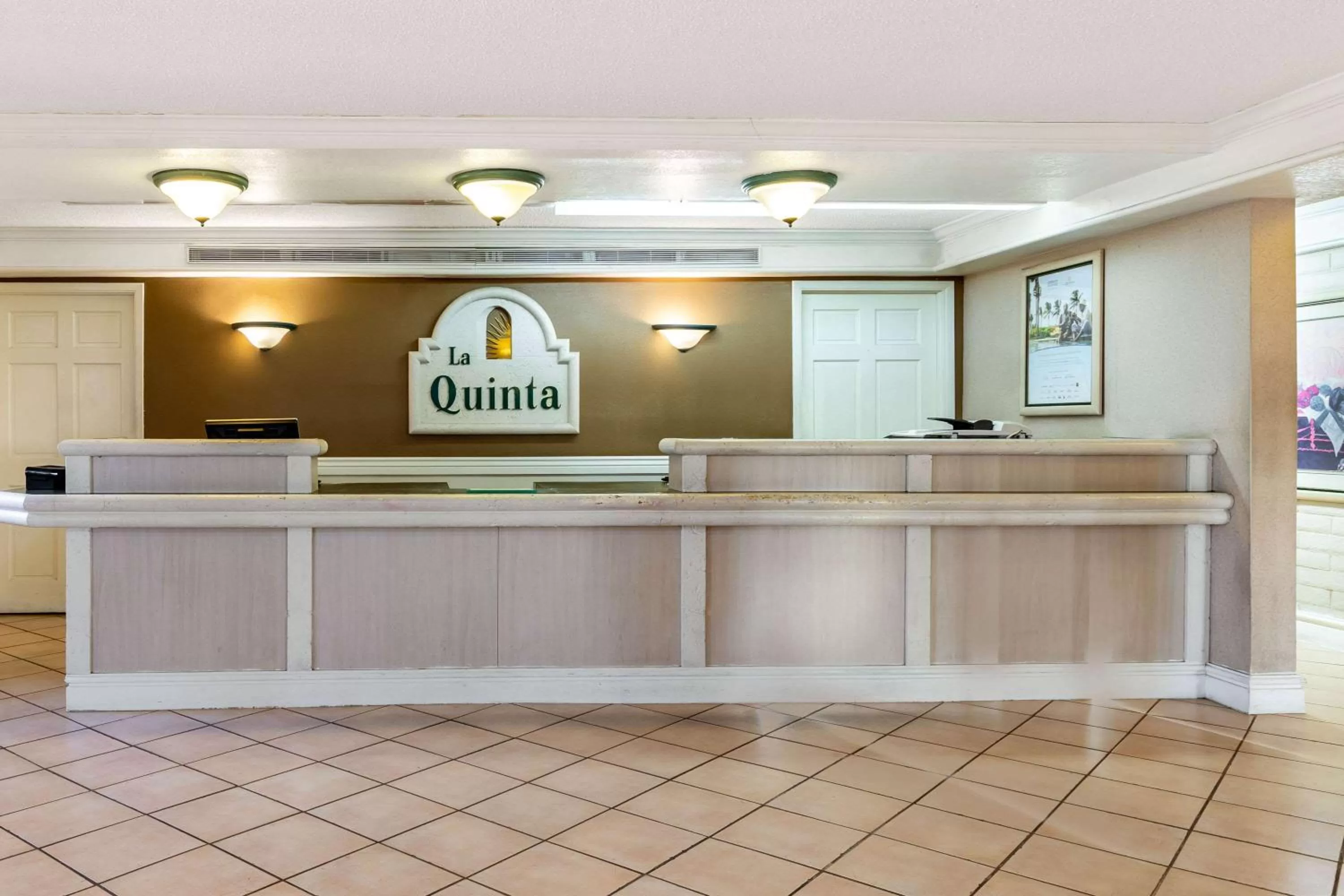 Lobby or reception in La Quinta Inn by Wyndham El Paso West