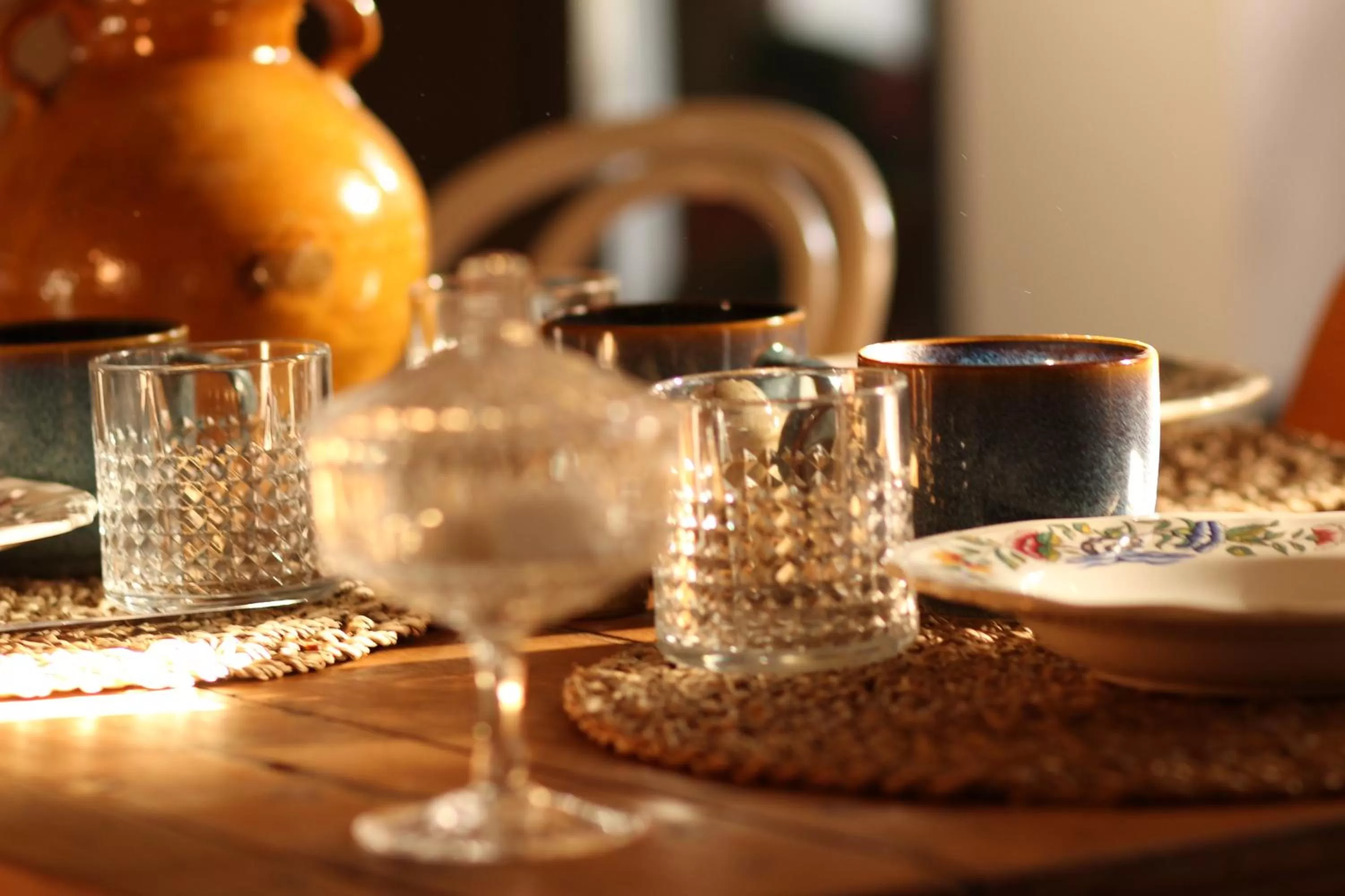 Food and drinks in Maison Sumiane