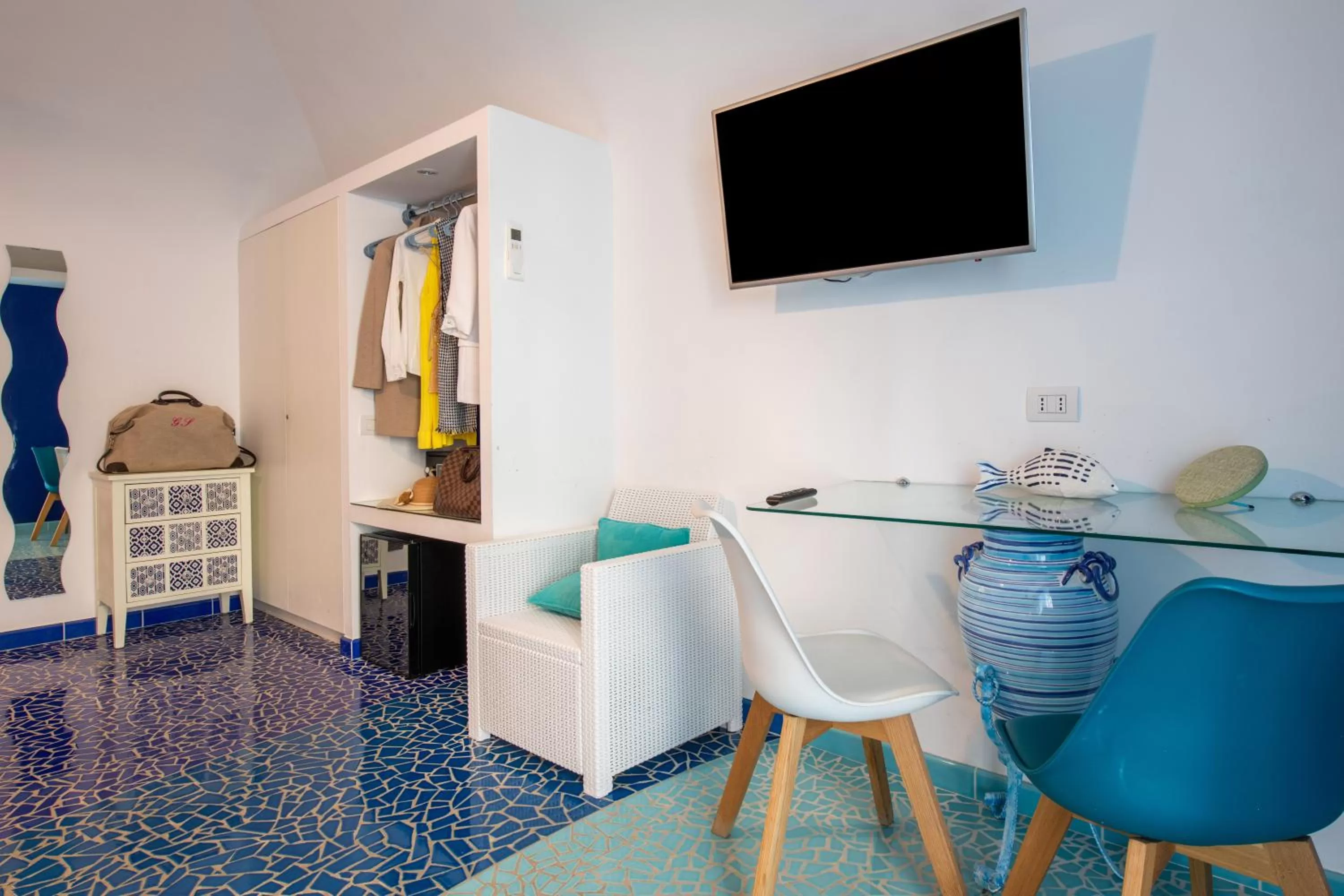 Decorative detail in Aquae Romanae