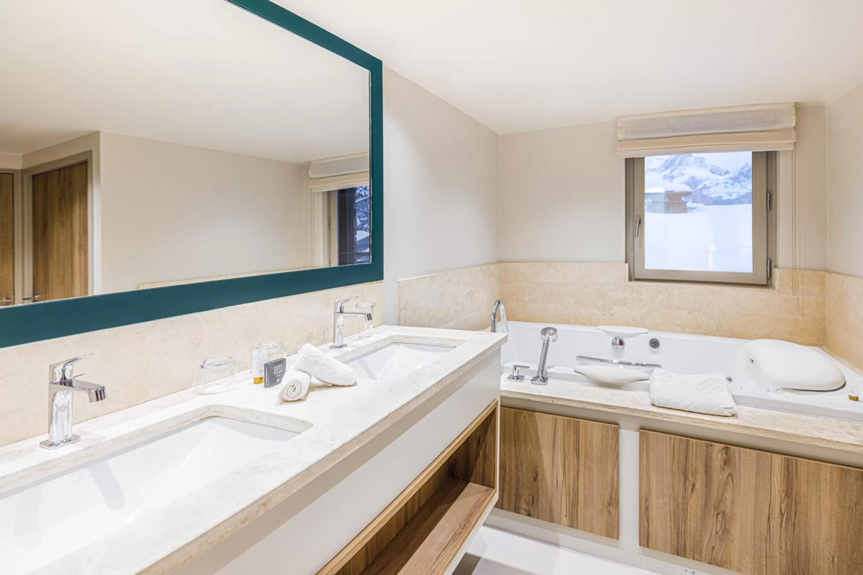 Bathroom in Les Suites de la Potinière