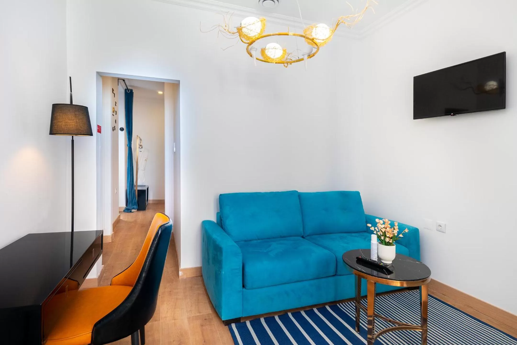 Seating area in Lisbon 5 Hotel