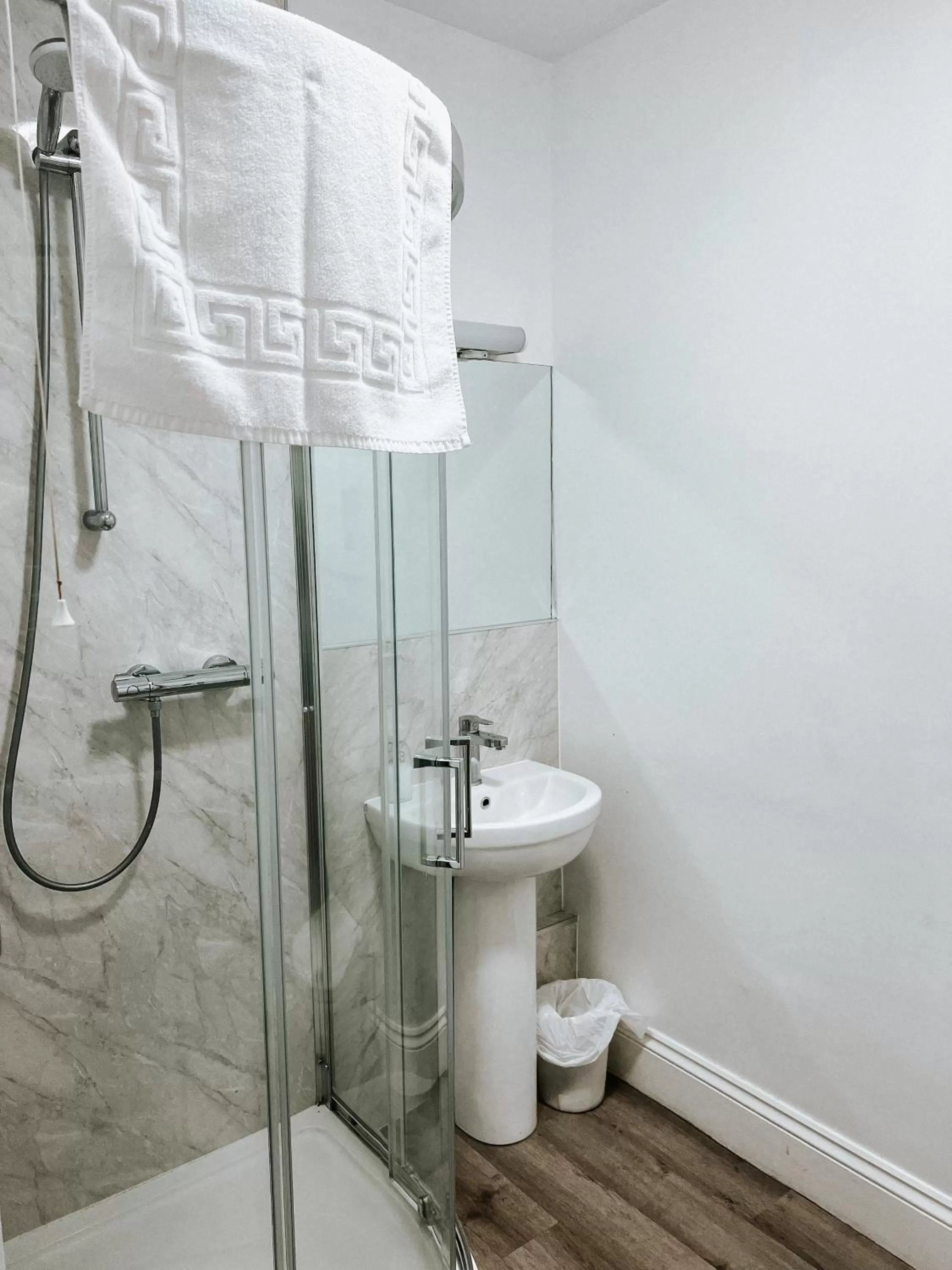 Bathroom in The Red Lion Inn