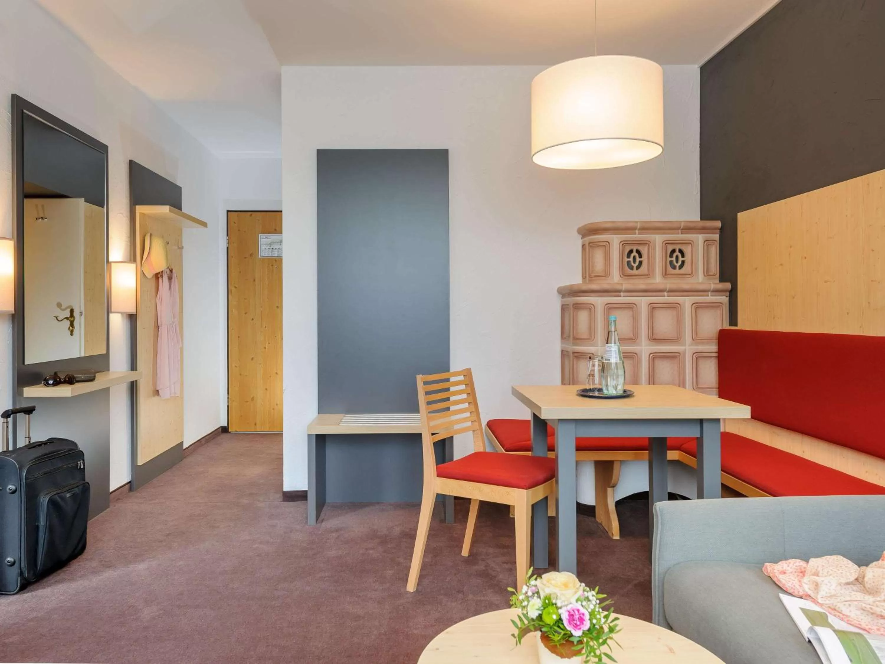 Junior Suite with One Double Bed in Mercure Hotel Garmisch Partenkirchen