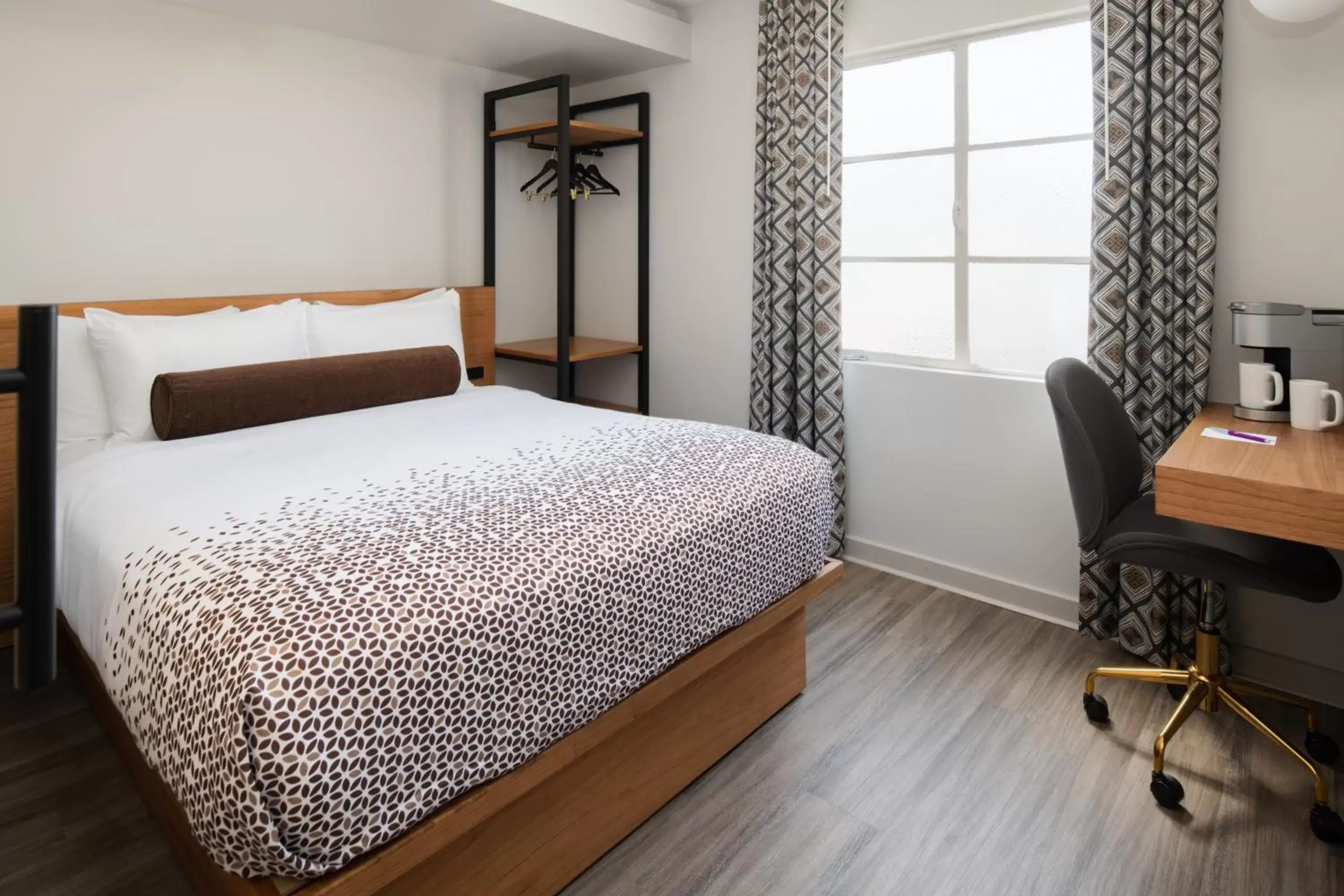 Standard Queen Room in Hotel Keen Standard Queen Room in Hotel Keen