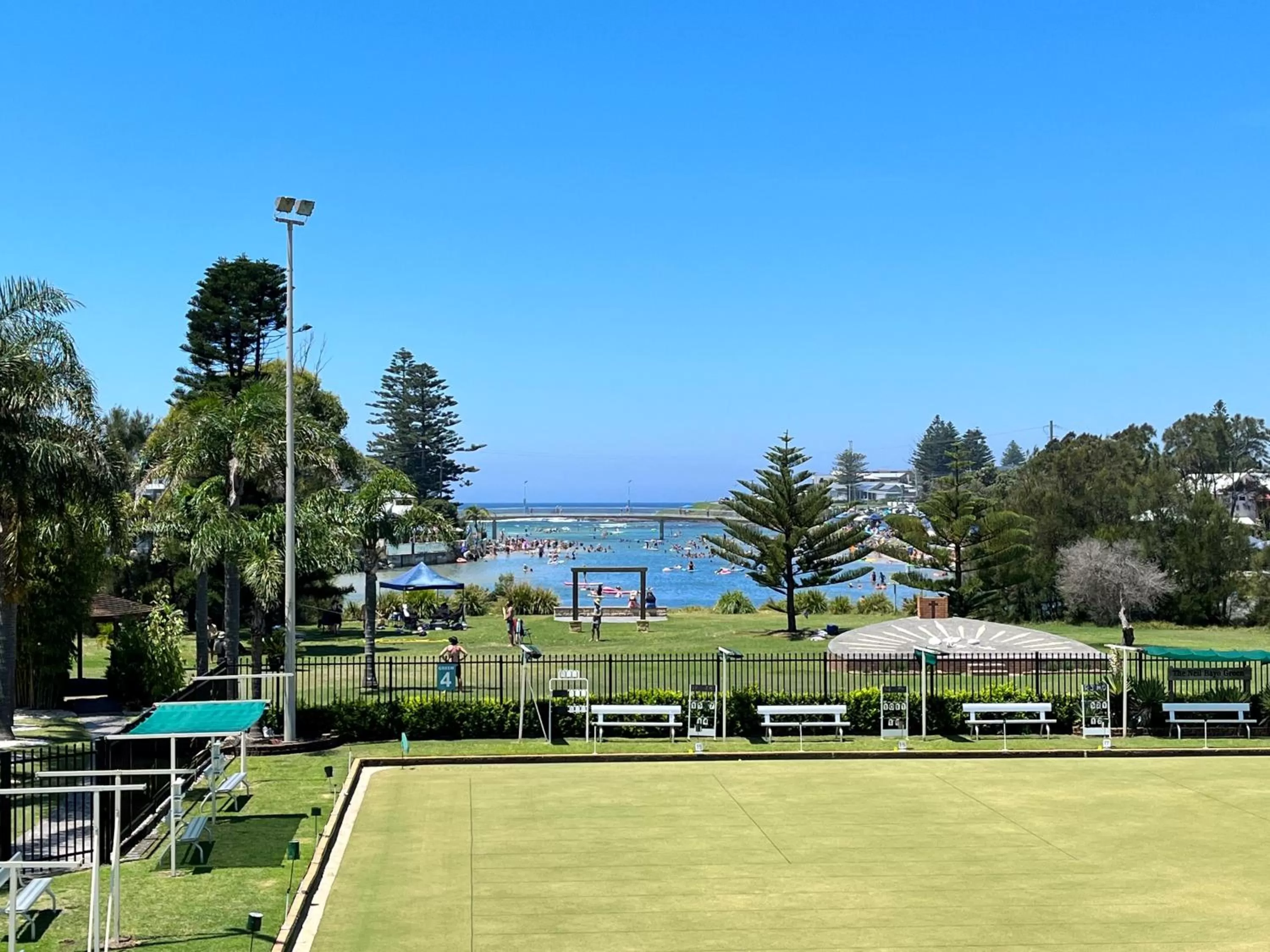 Beach, Tennis/Squash in Barrack Point Holidays